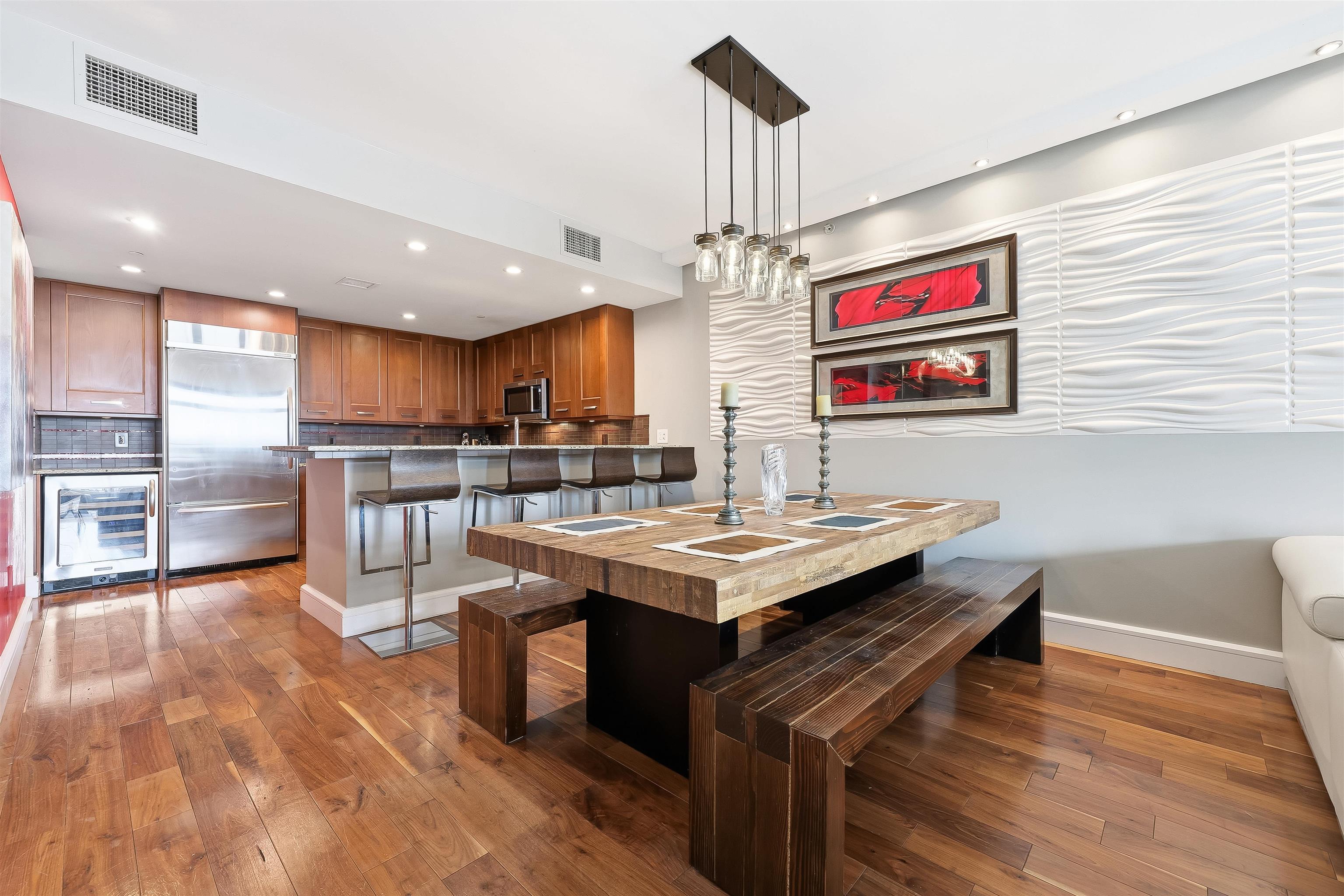 8100 RIVER RD Unit: 401