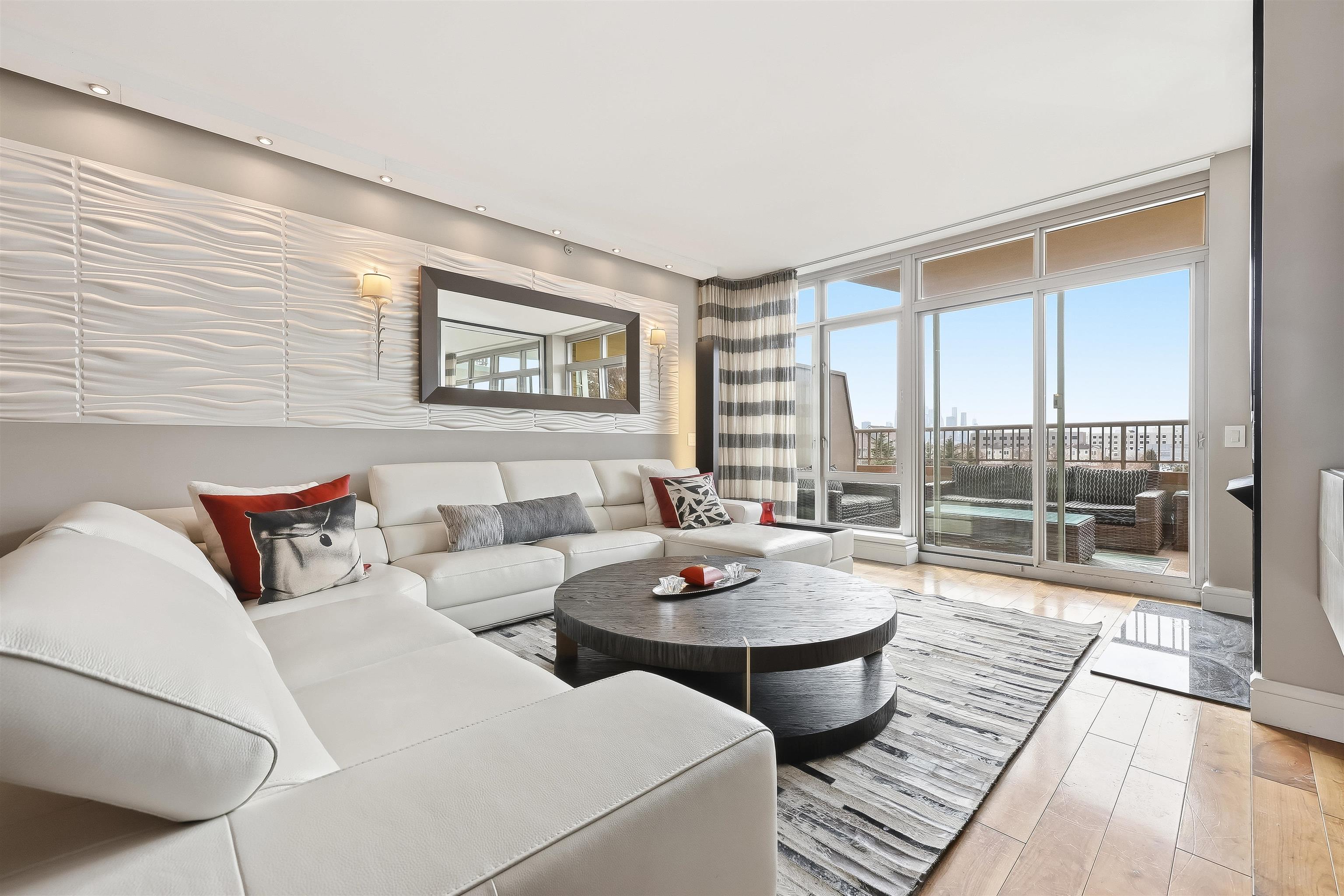 8100 RIVER RD Unit: 401