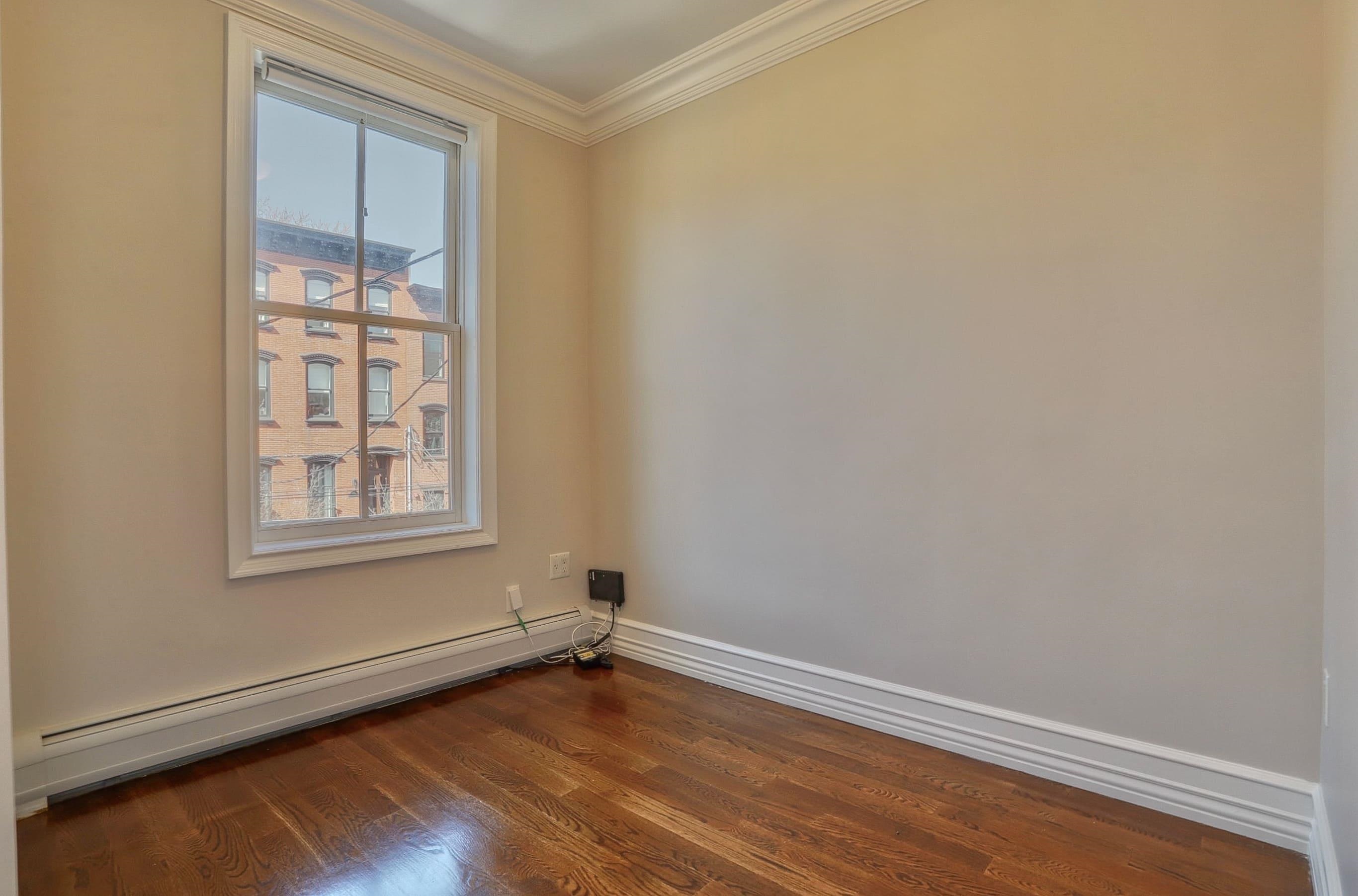 603 BLOOMFIELD ST Unit: 3