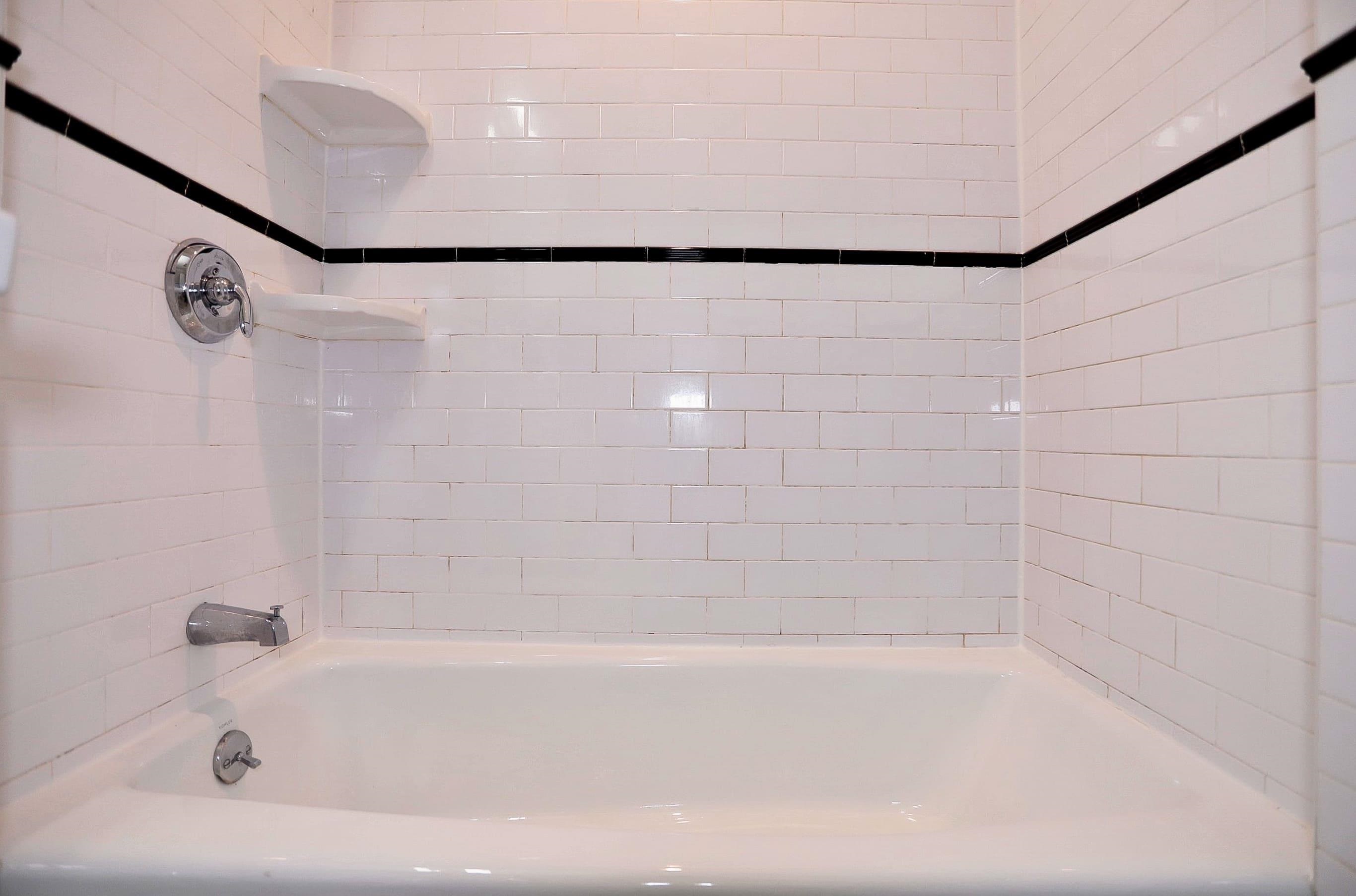 603 BLOOMFIELD ST Unit: 3