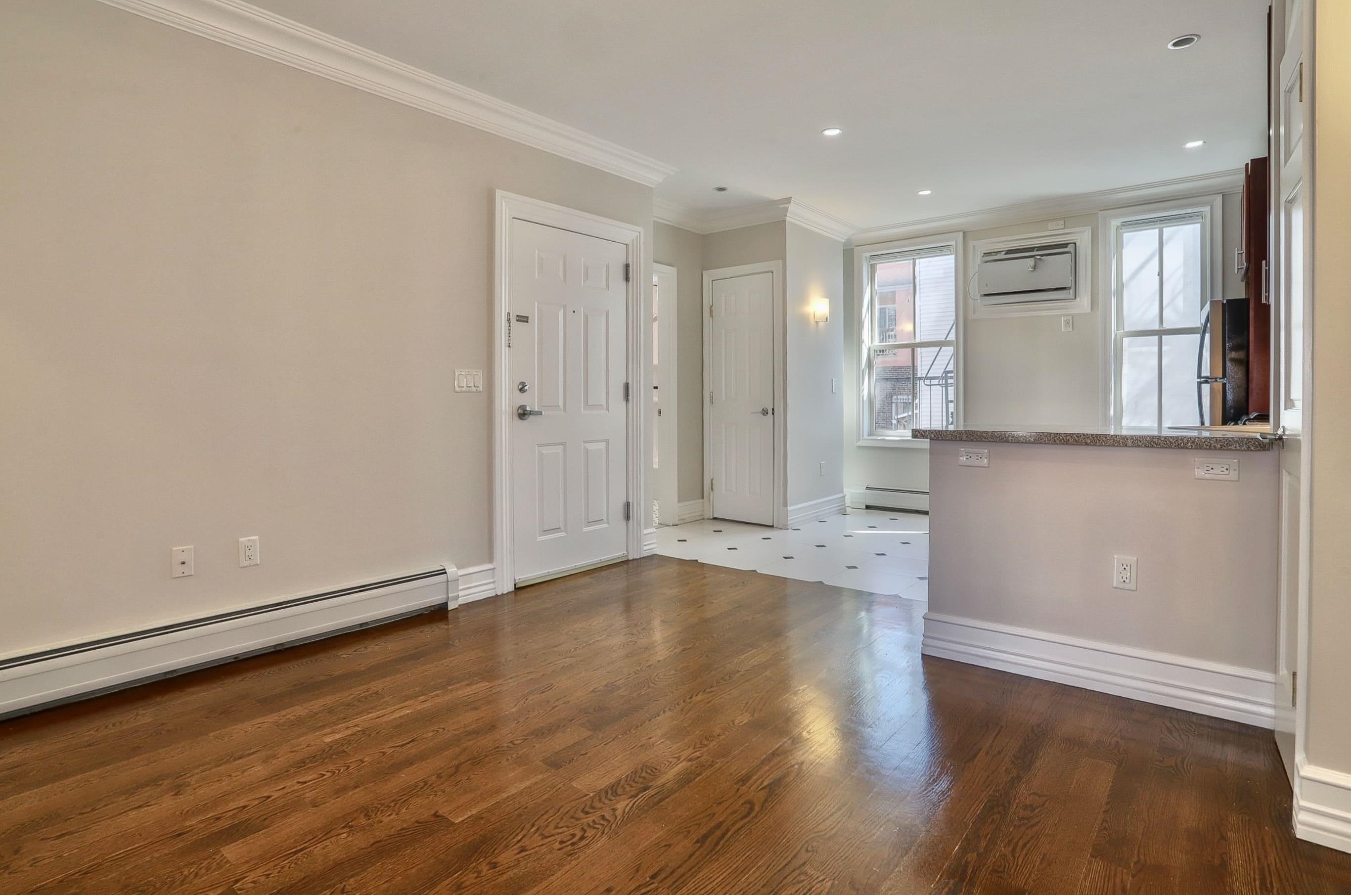 603 BLOOMFIELD ST Unit: 3