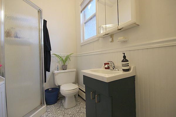 317-319 BLOOMFIELD ST Unit: 2R