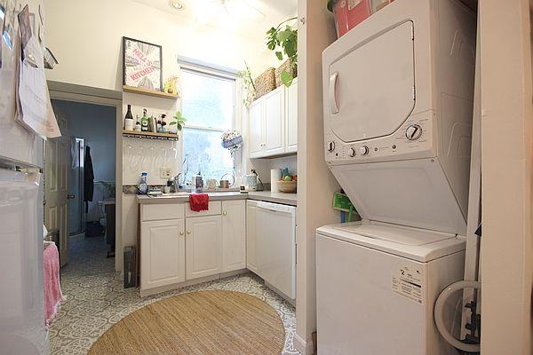 317-319 BLOOMFIELD ST Unit: 2R