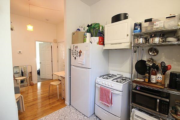 317-319 BLOOMFIELD ST Unit: 2R