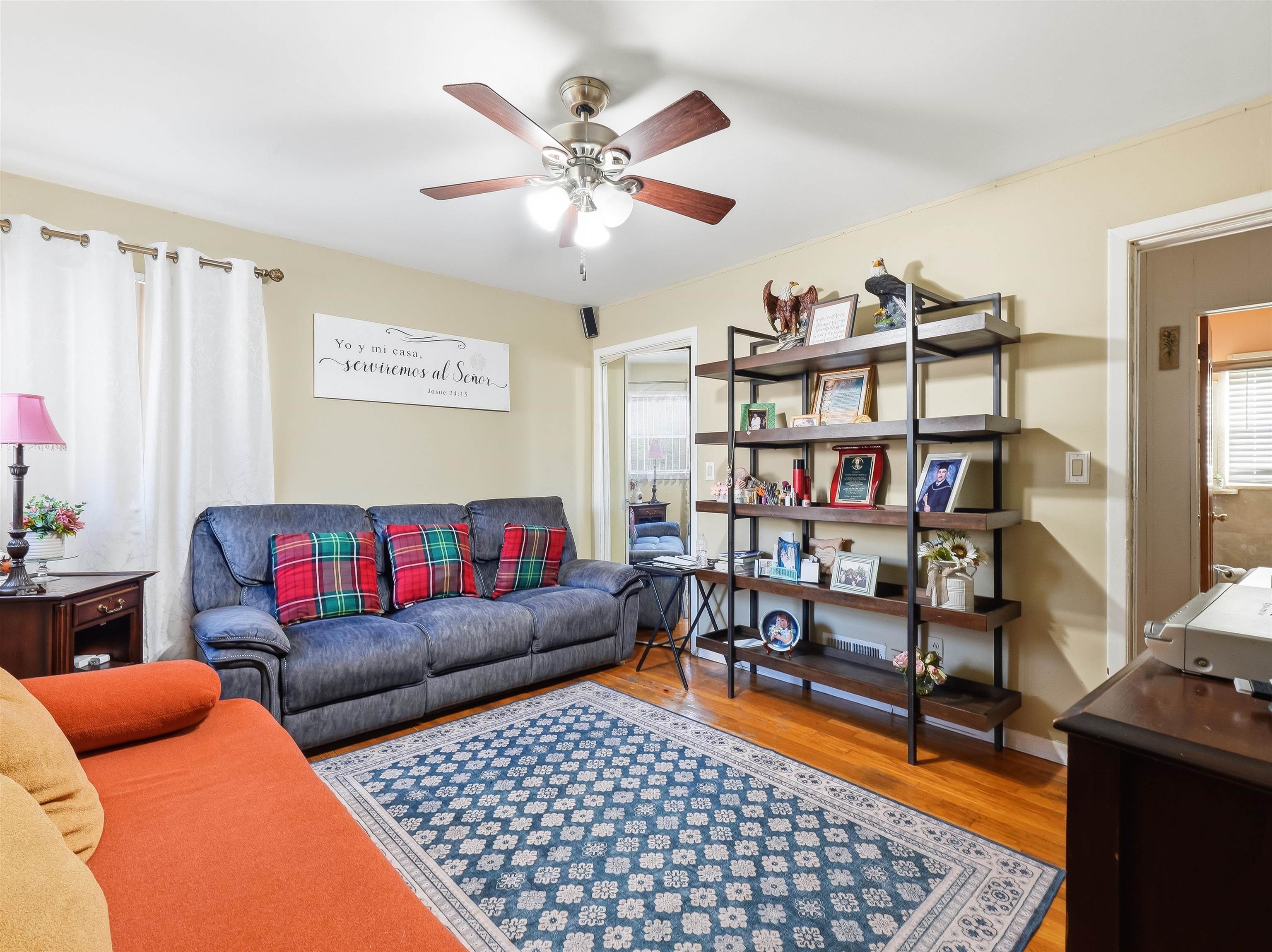 116 EAST GROVE ST