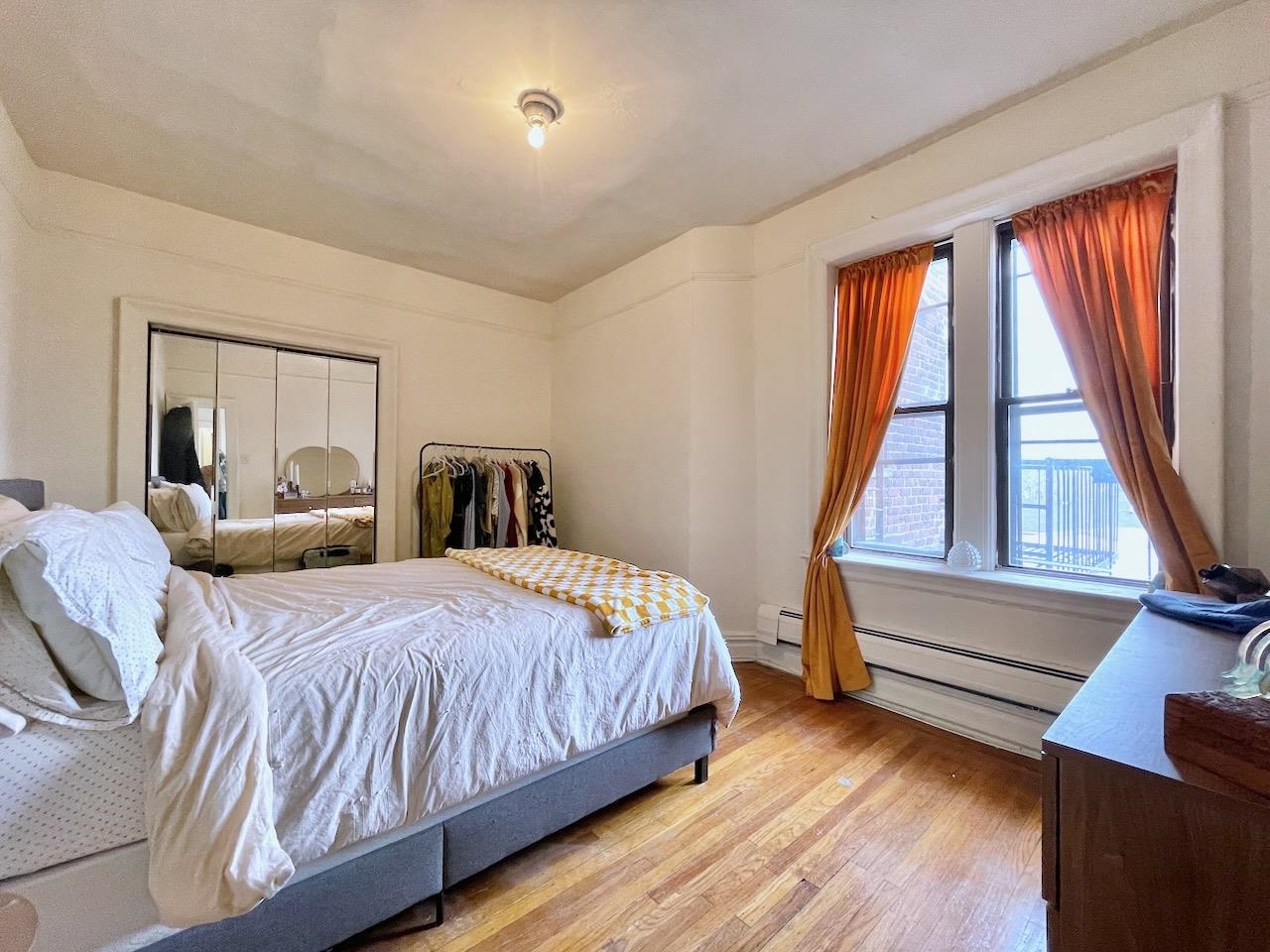 334 OGDEN AVE Unit: 43