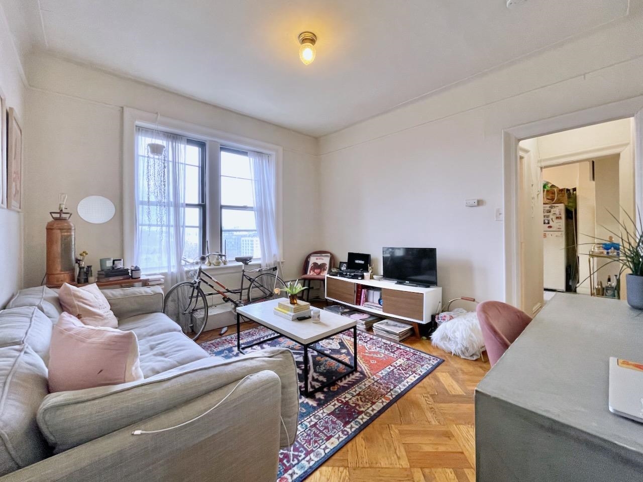 334 OGDEN AVE Unit: 43