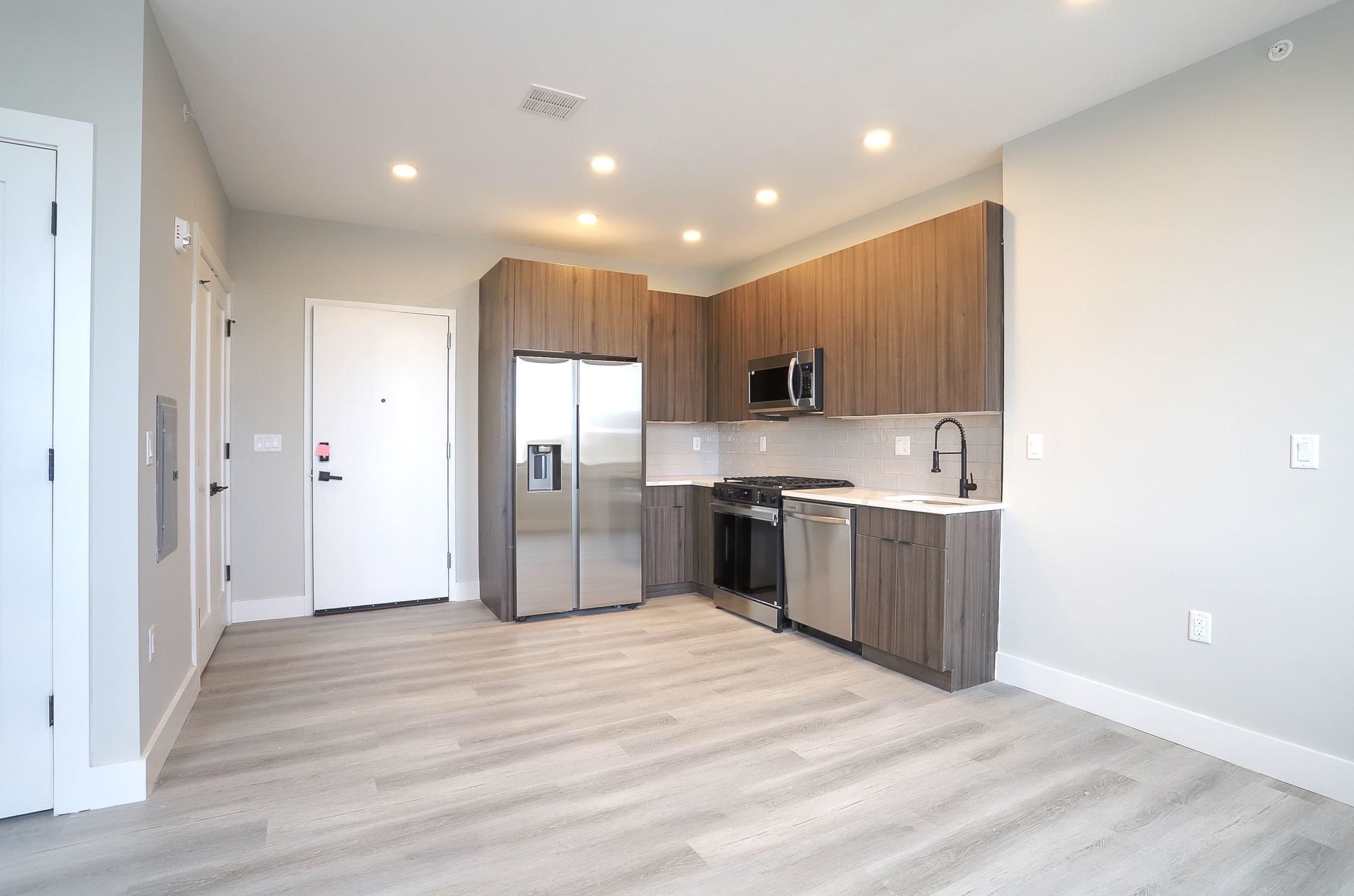 3516 JOHN F KENNEDY BLVD Unit: 202