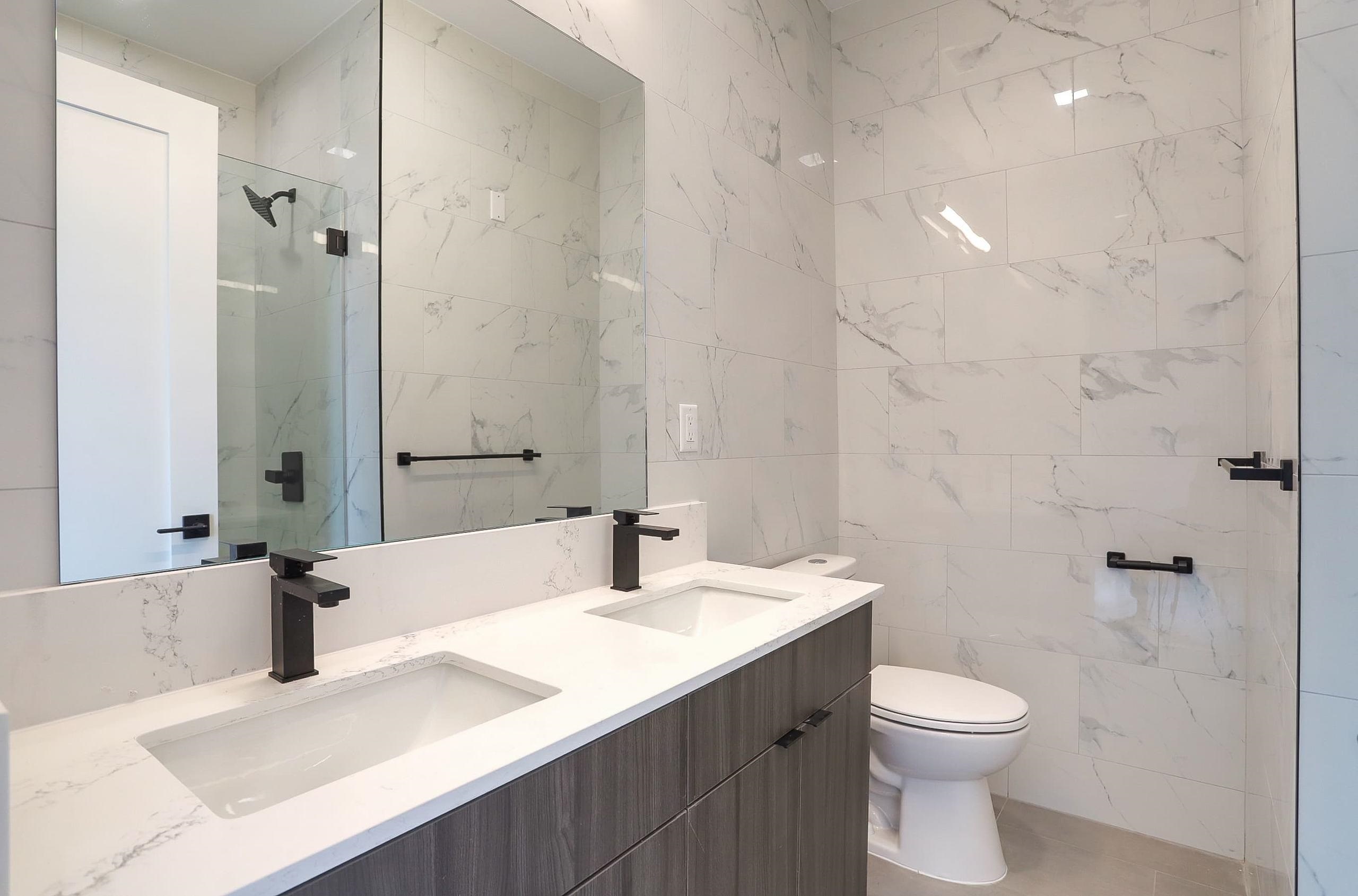 3516 JOHN F KENNEDY BLVD Unit: 203