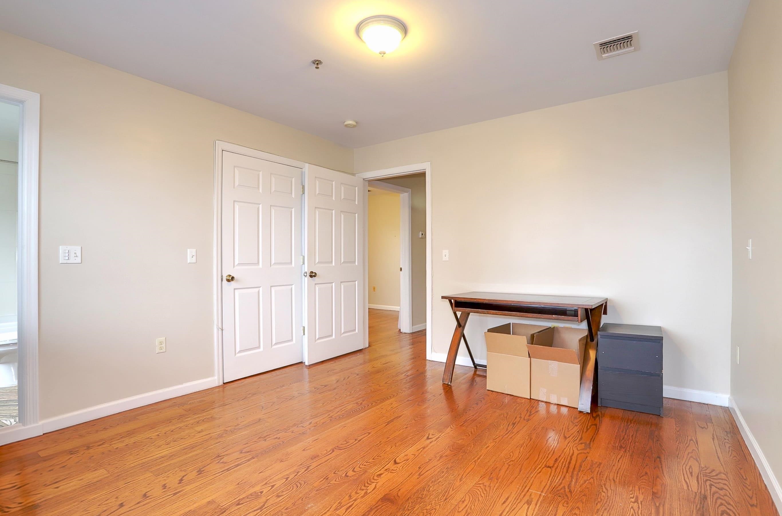 135 38TH ST Unit: 509