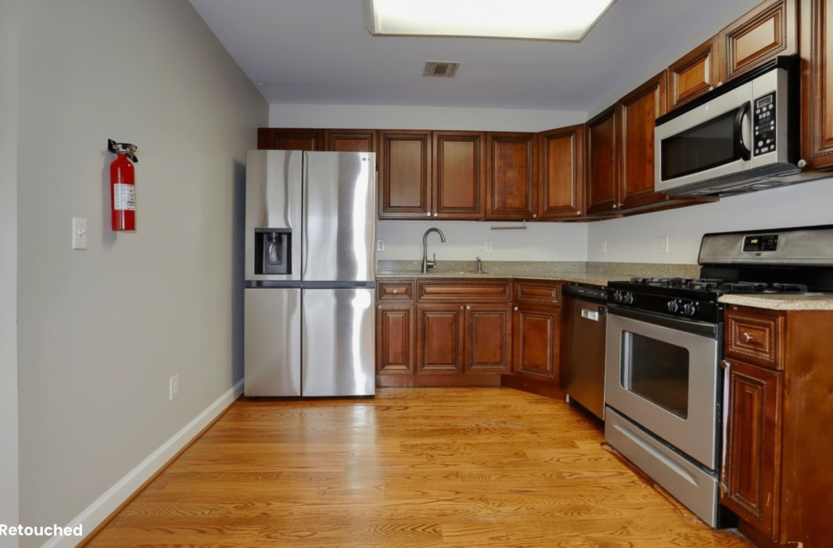 135 38TH ST Unit: 509