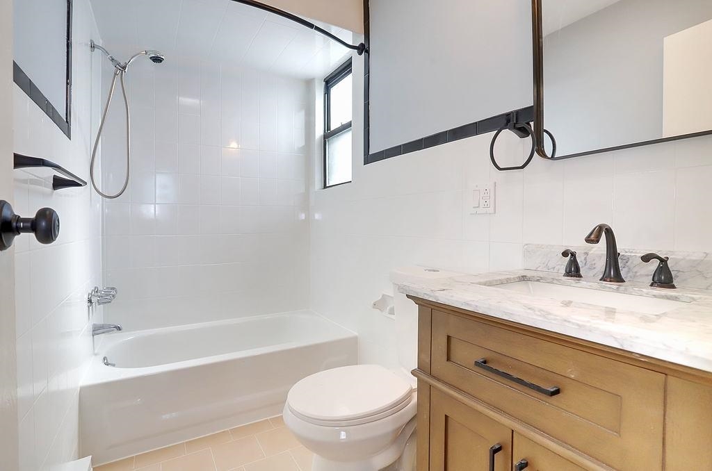 502 CENTRAL AVE Unit: D1