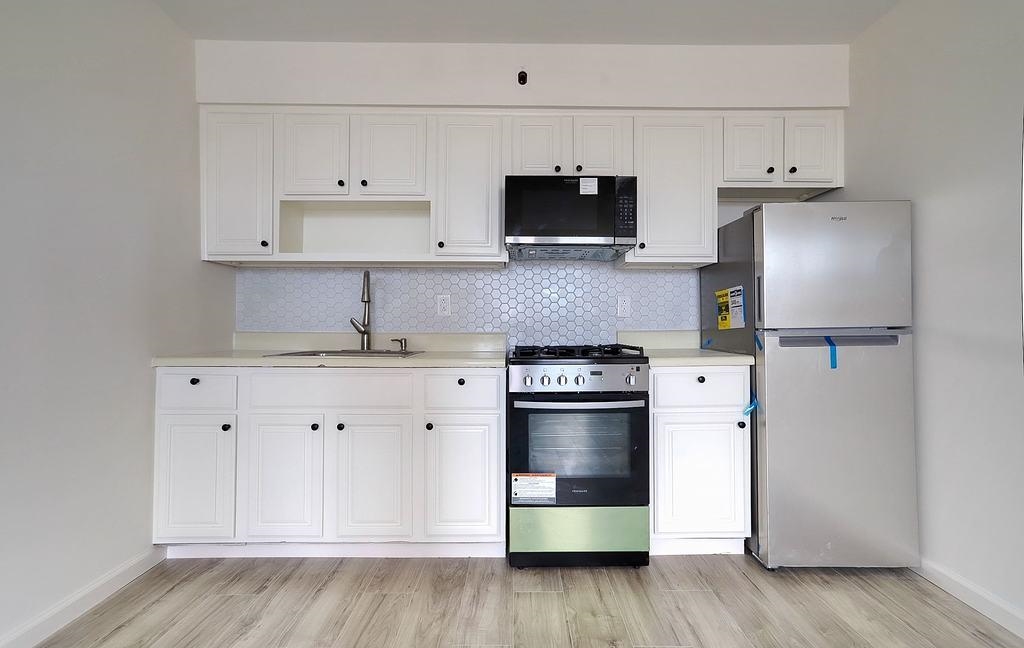 502 CENTRAL AVE Unit: D1