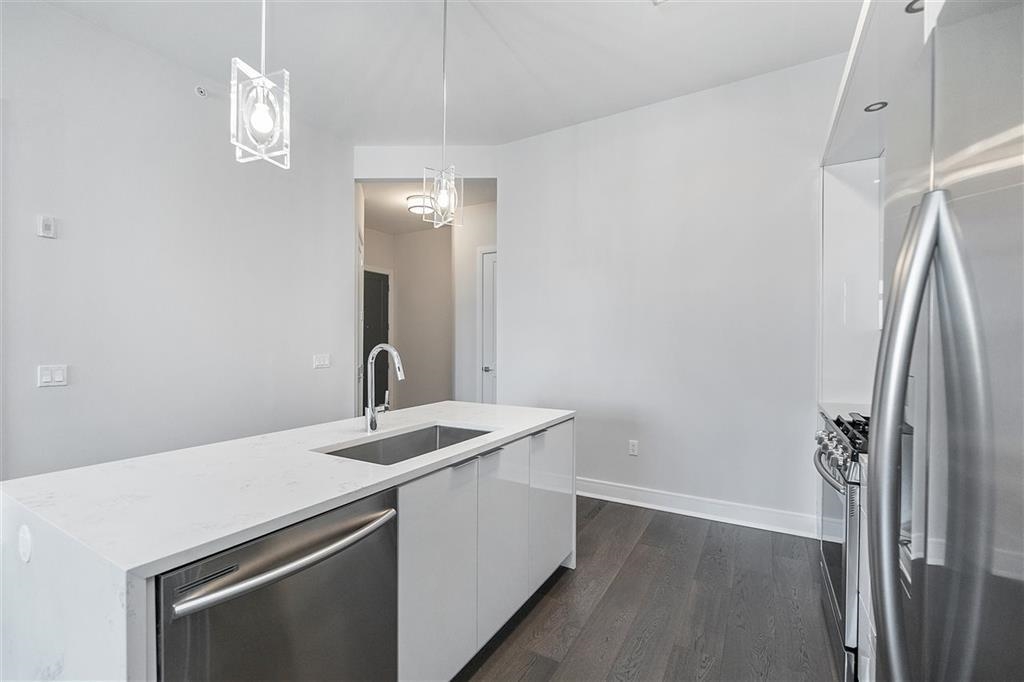 119 PETER ST Unit: 406
