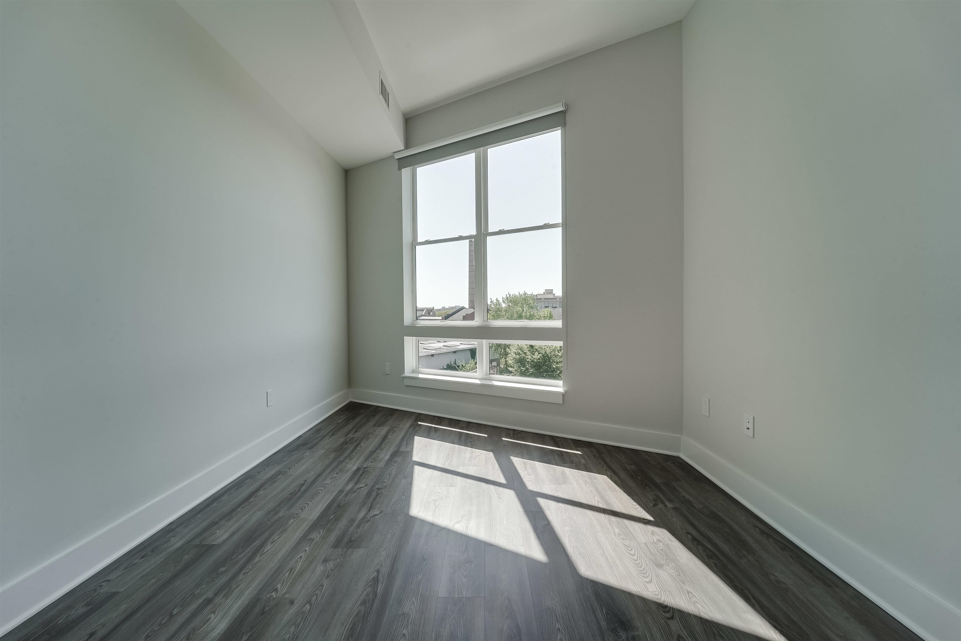 660 GRAND ST Unit: 311