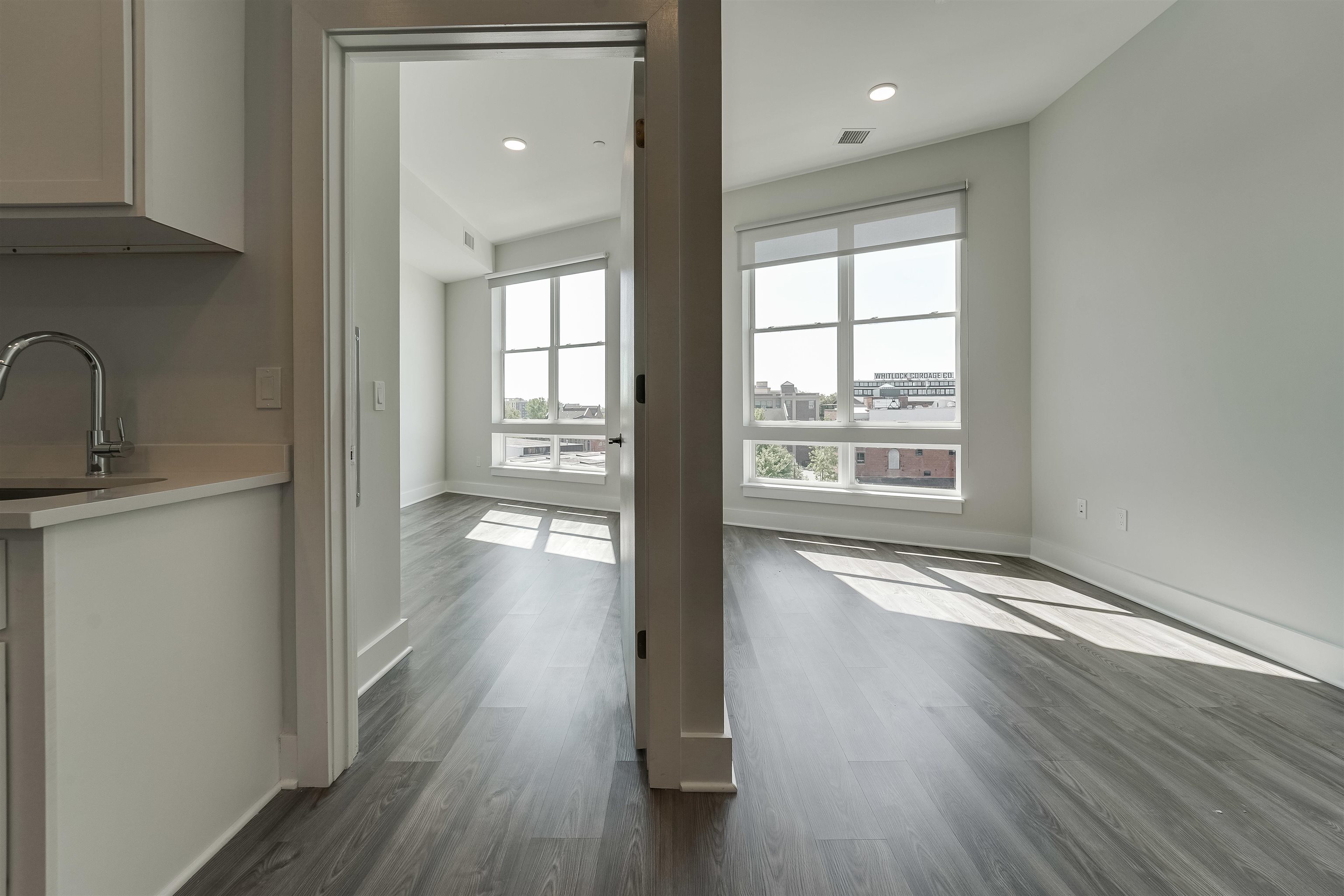 660 GRAND ST Unit: 311