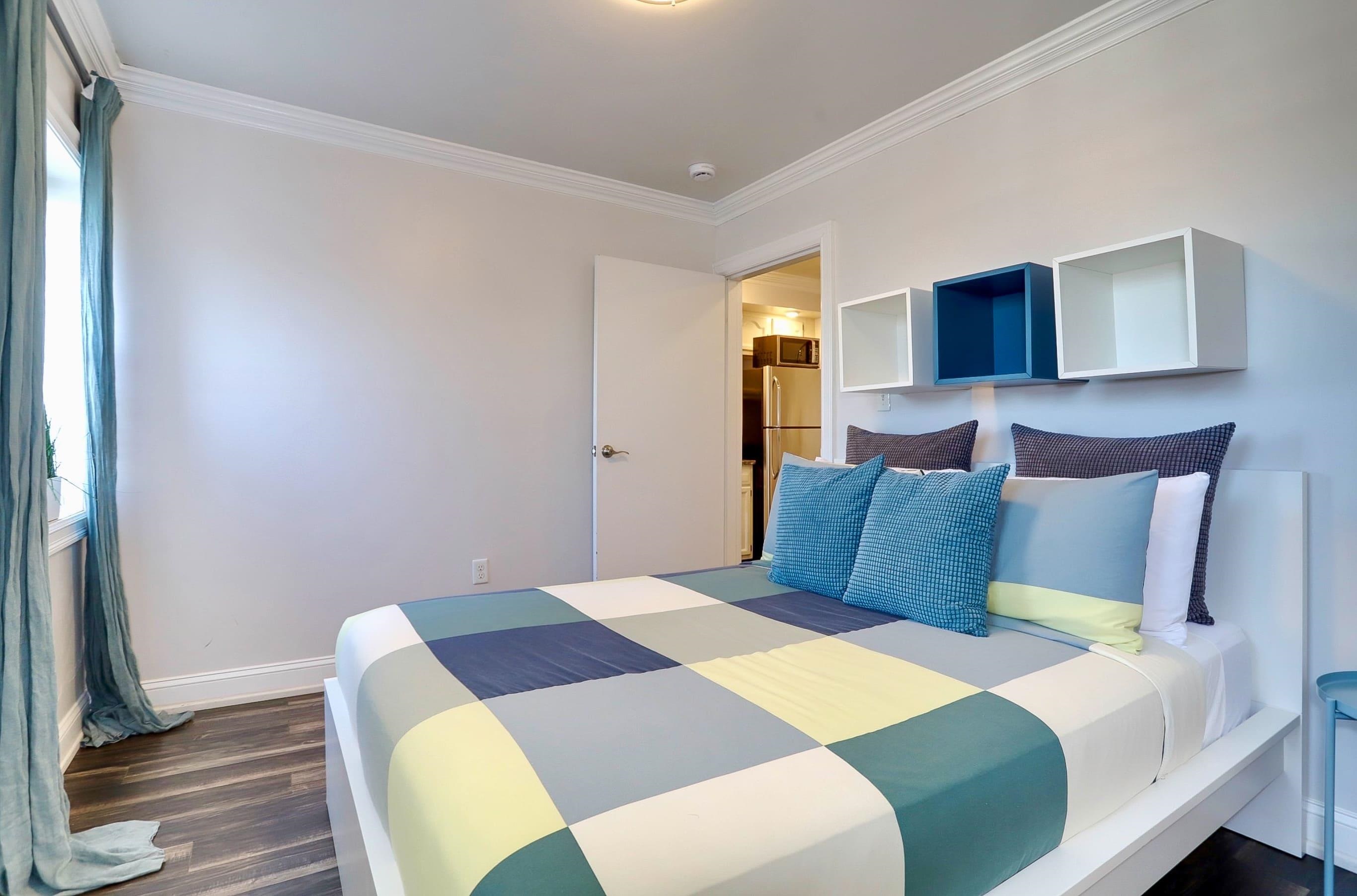1817 JOHN F KENNEDY BLVD Unit: 5C