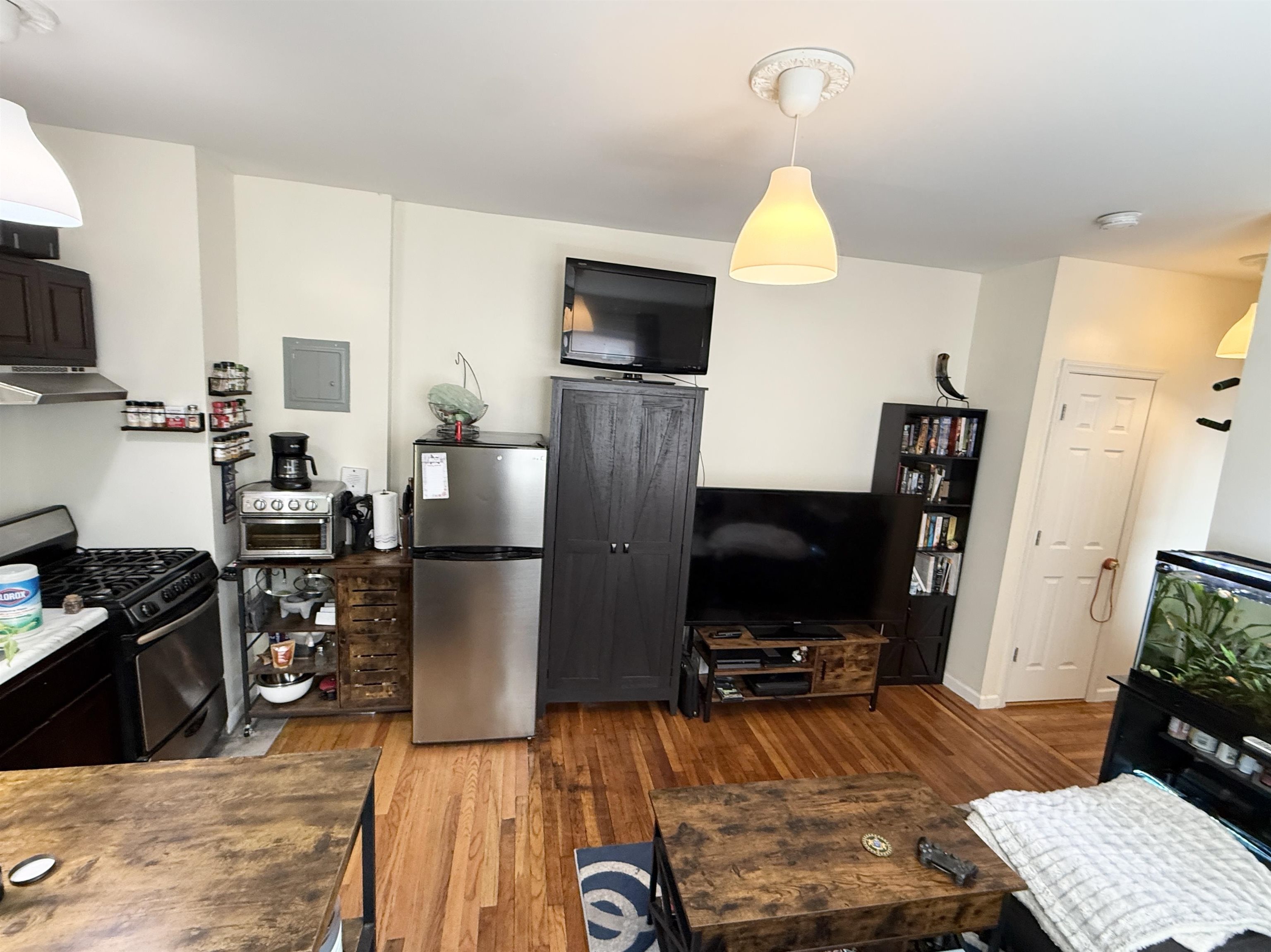 160 VROOM ST Unit: 46