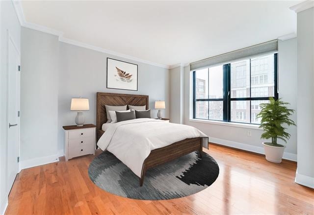 1025 MAXWELL LANE Unit: 909