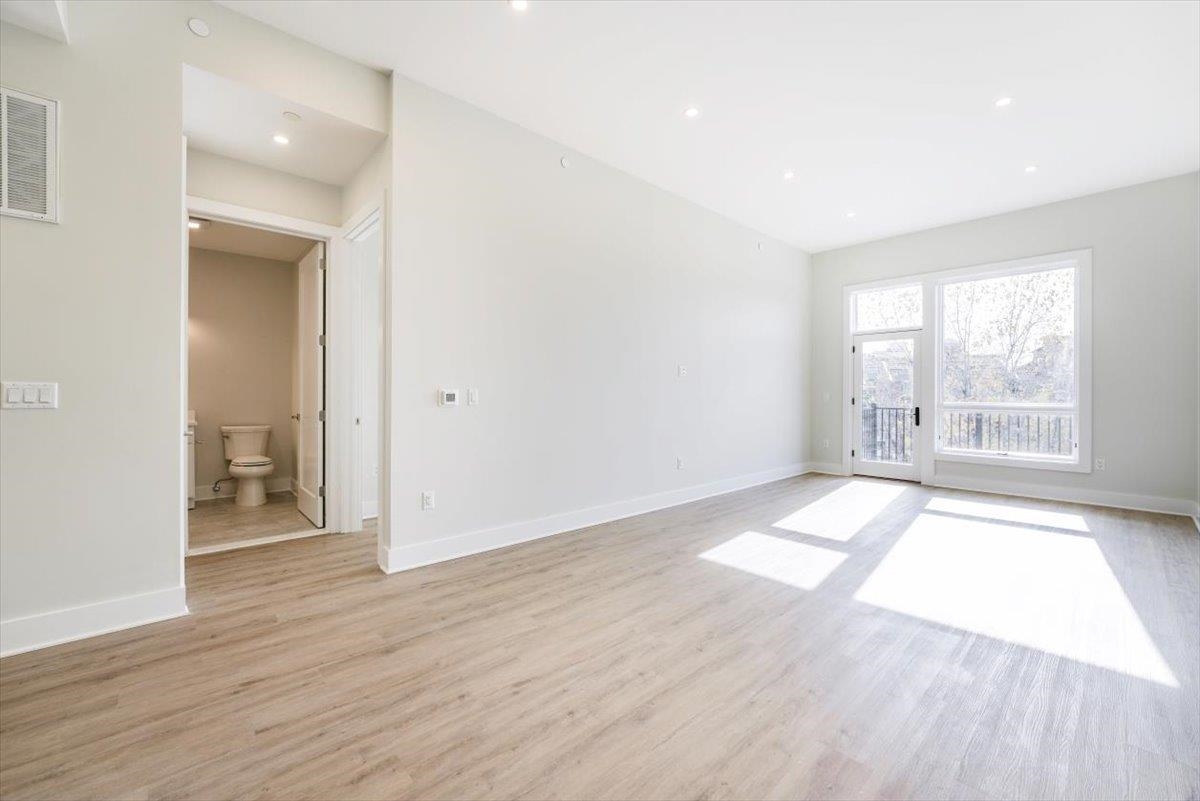 667-665 GRAND ST Unit: 306