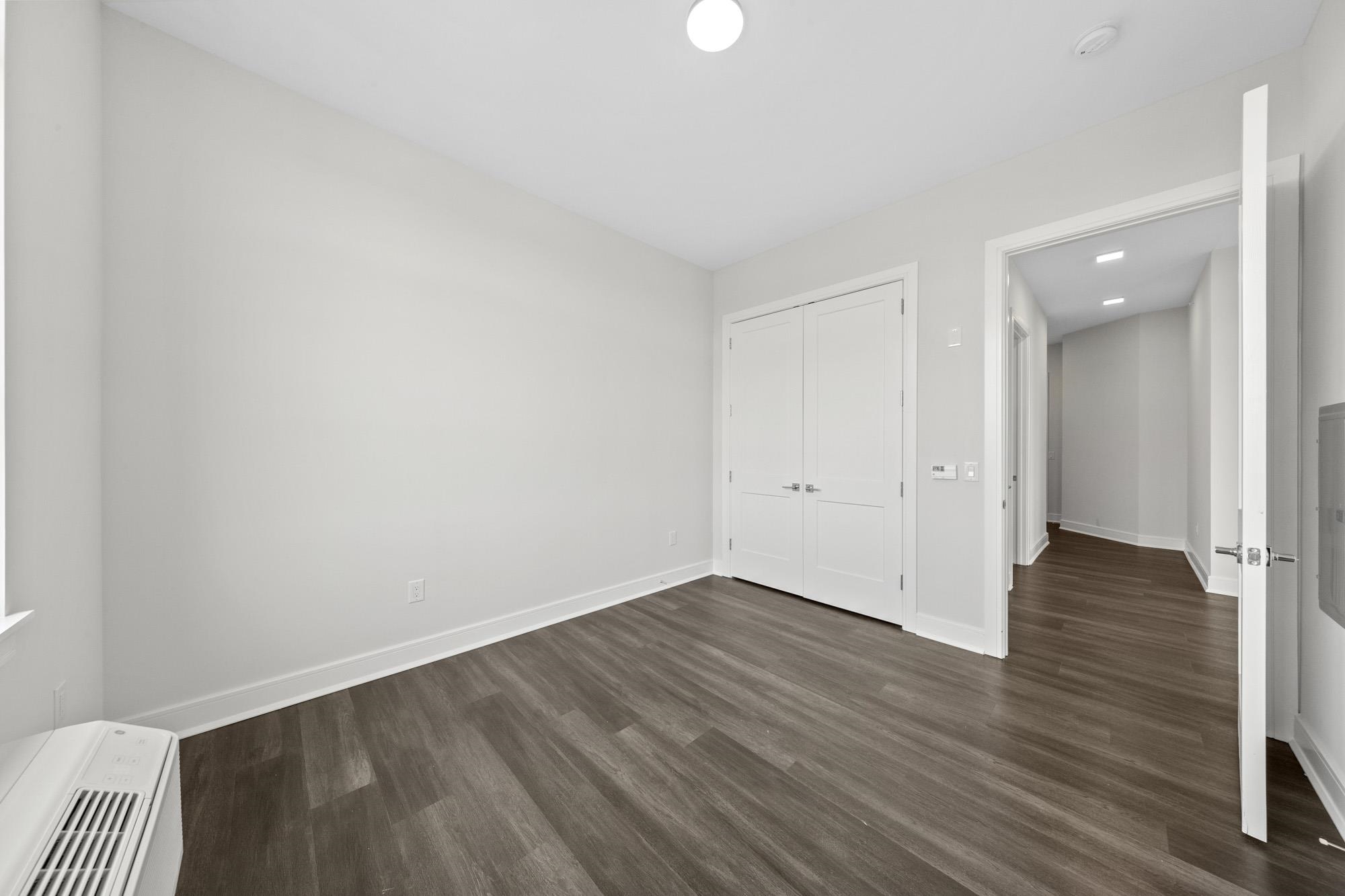 121 34TH ST Unit: 611