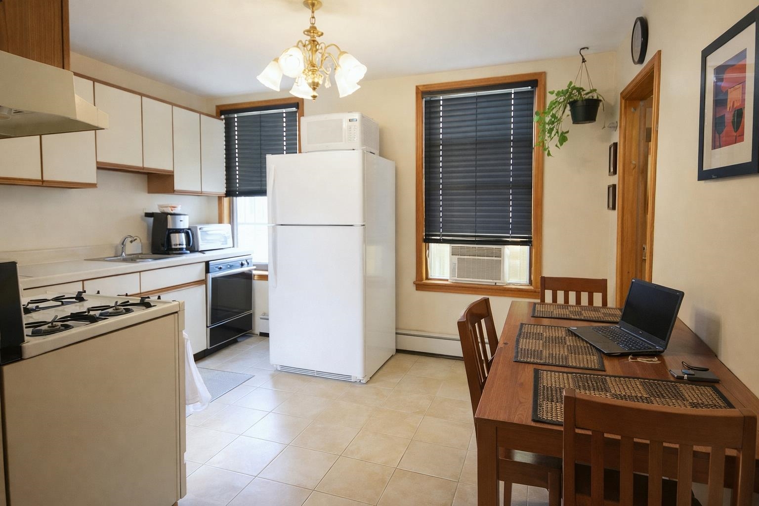 502 WASHINGTON ST Unit: 3