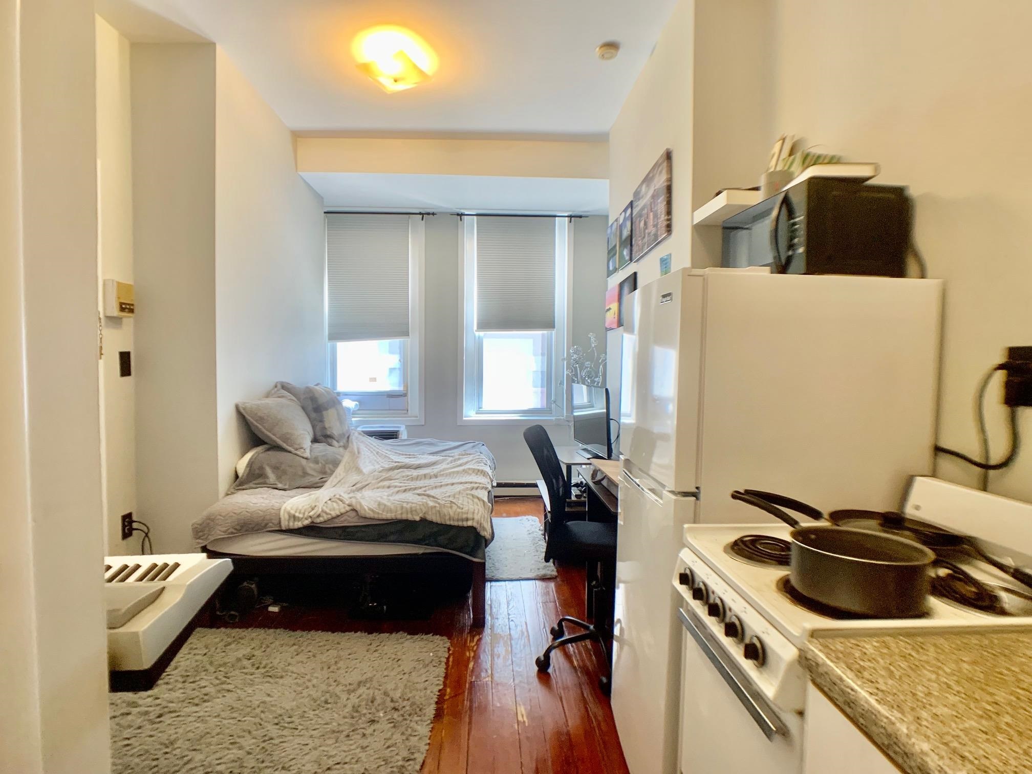 320 JEFFERSON ST Unit: 1LF