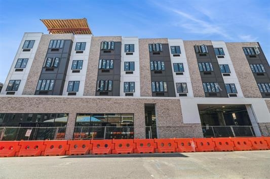 20 3RD AVE Unit: 404