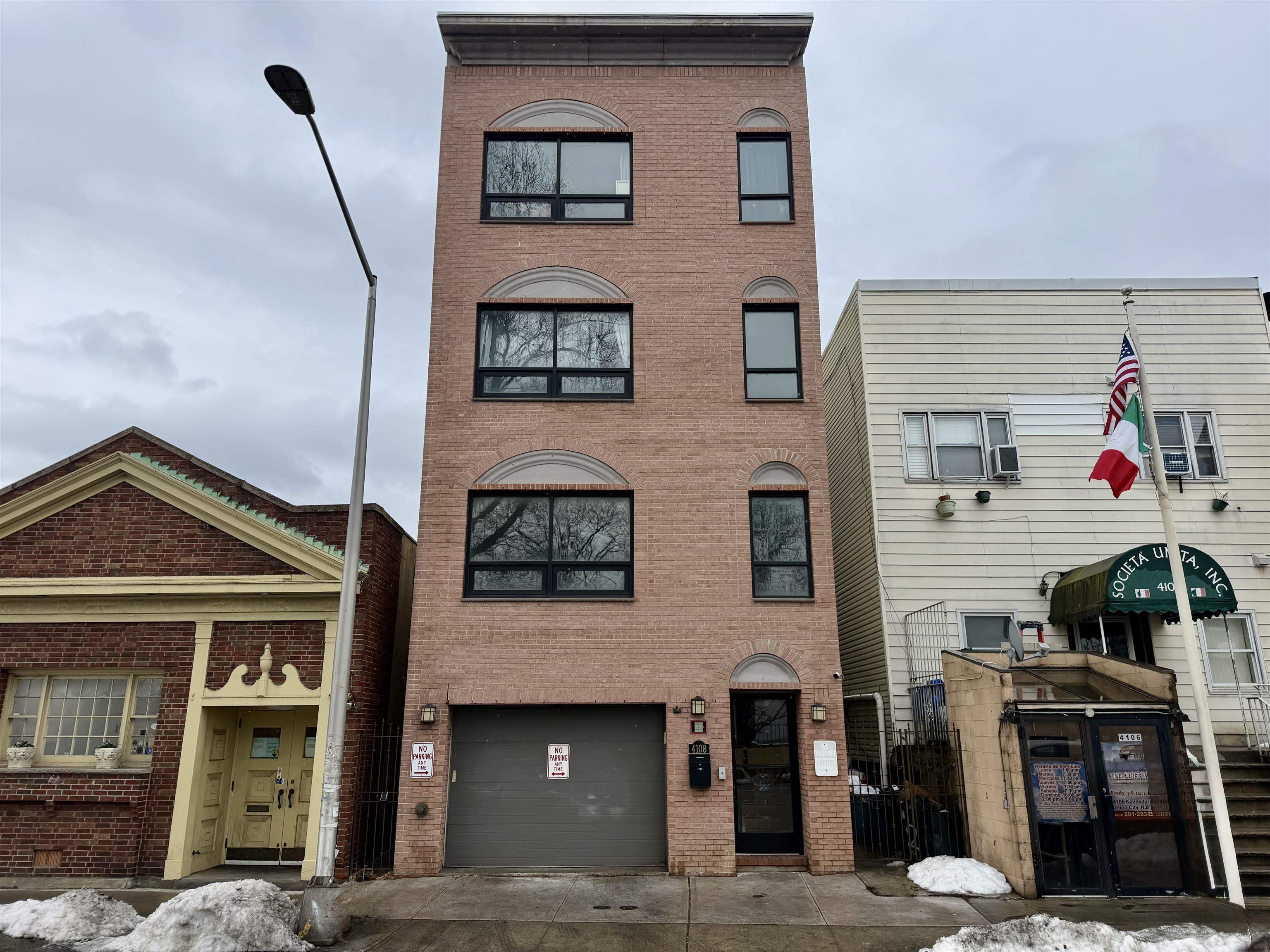 4108 KENNEDY BLVD Unit: 1