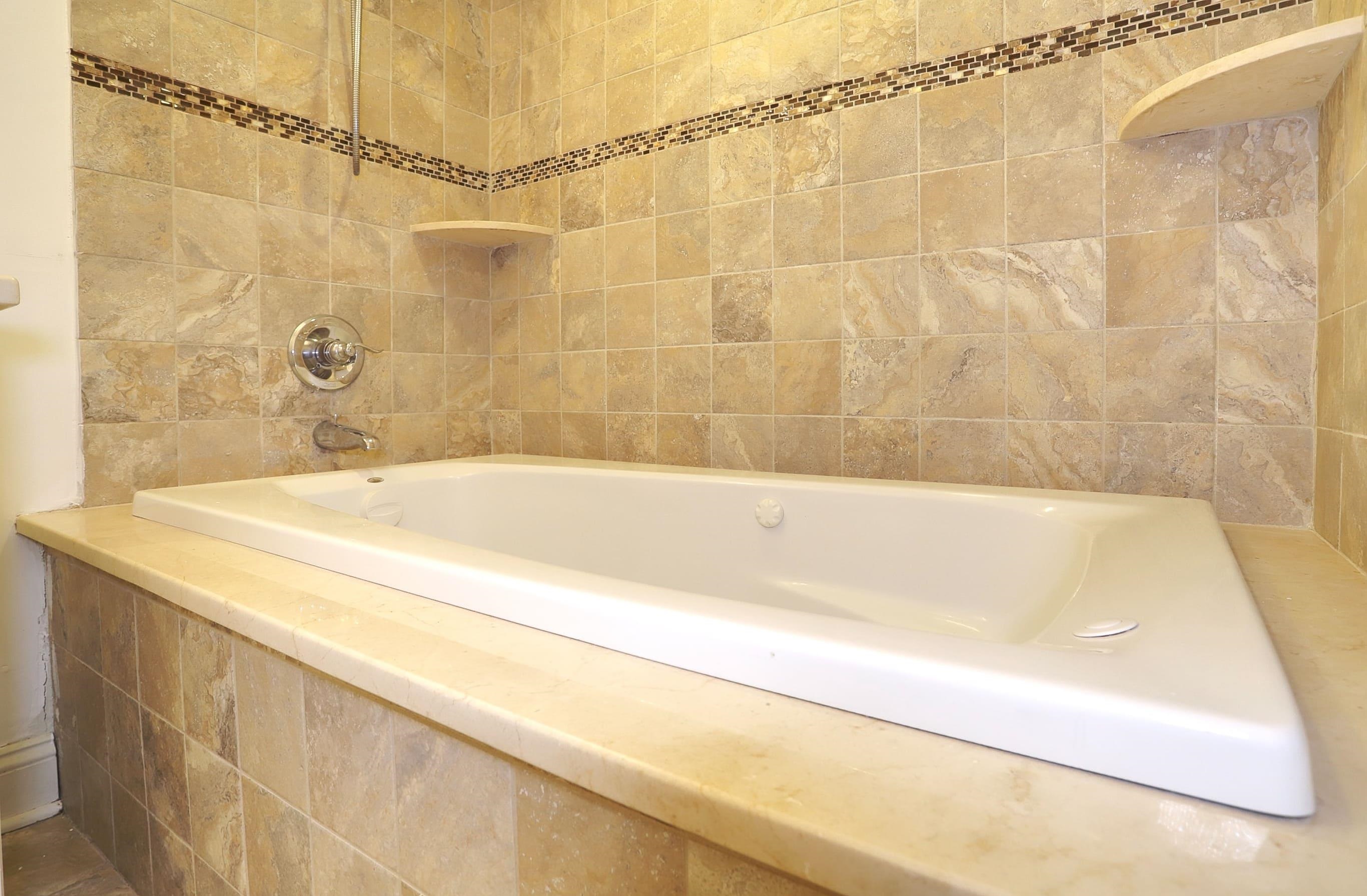 4108 KENNEDY BLVD Unit: 1