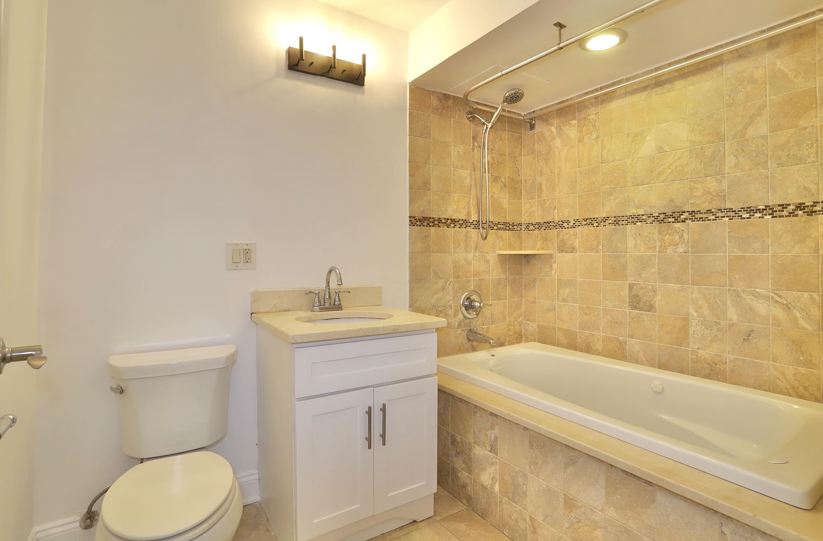 4108 KENNEDY BLVD Unit: 1