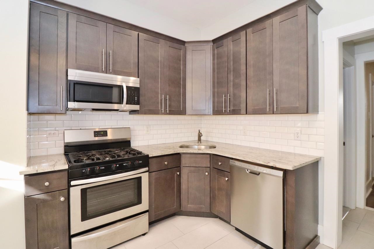 19 GRAHAM ST Unit: 1