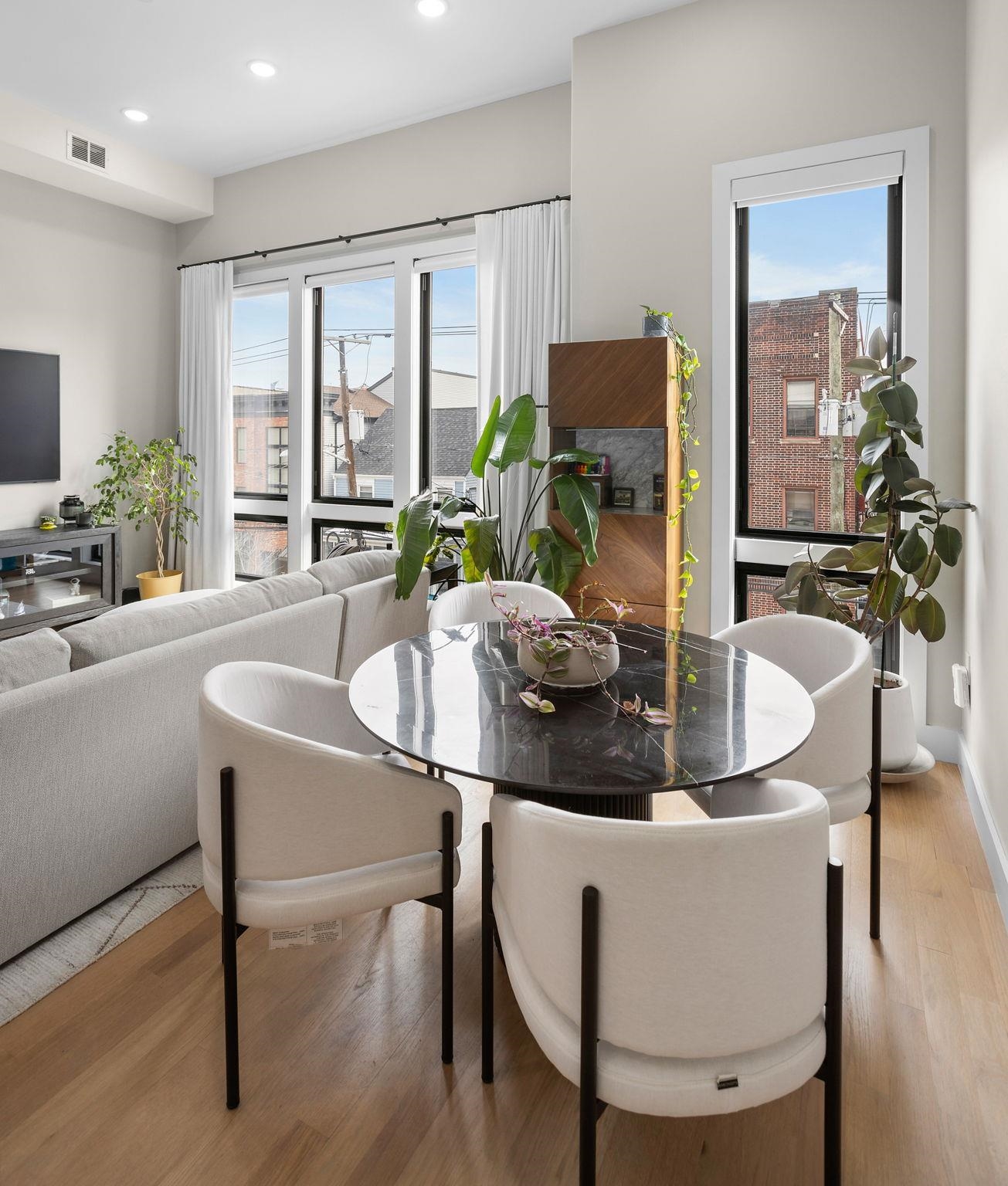 139 NEW YORK AVE Unit: 2