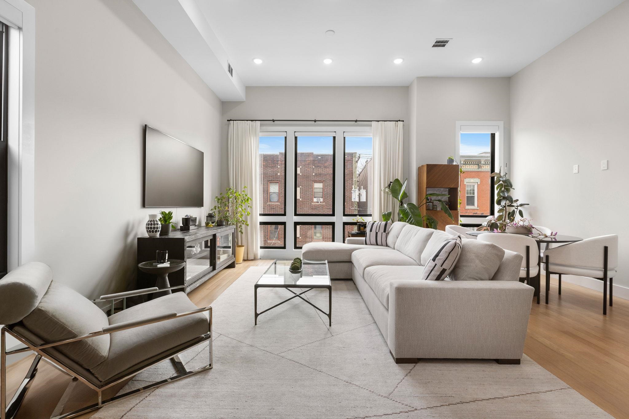 139 NEW YORK AVE Unit: 2