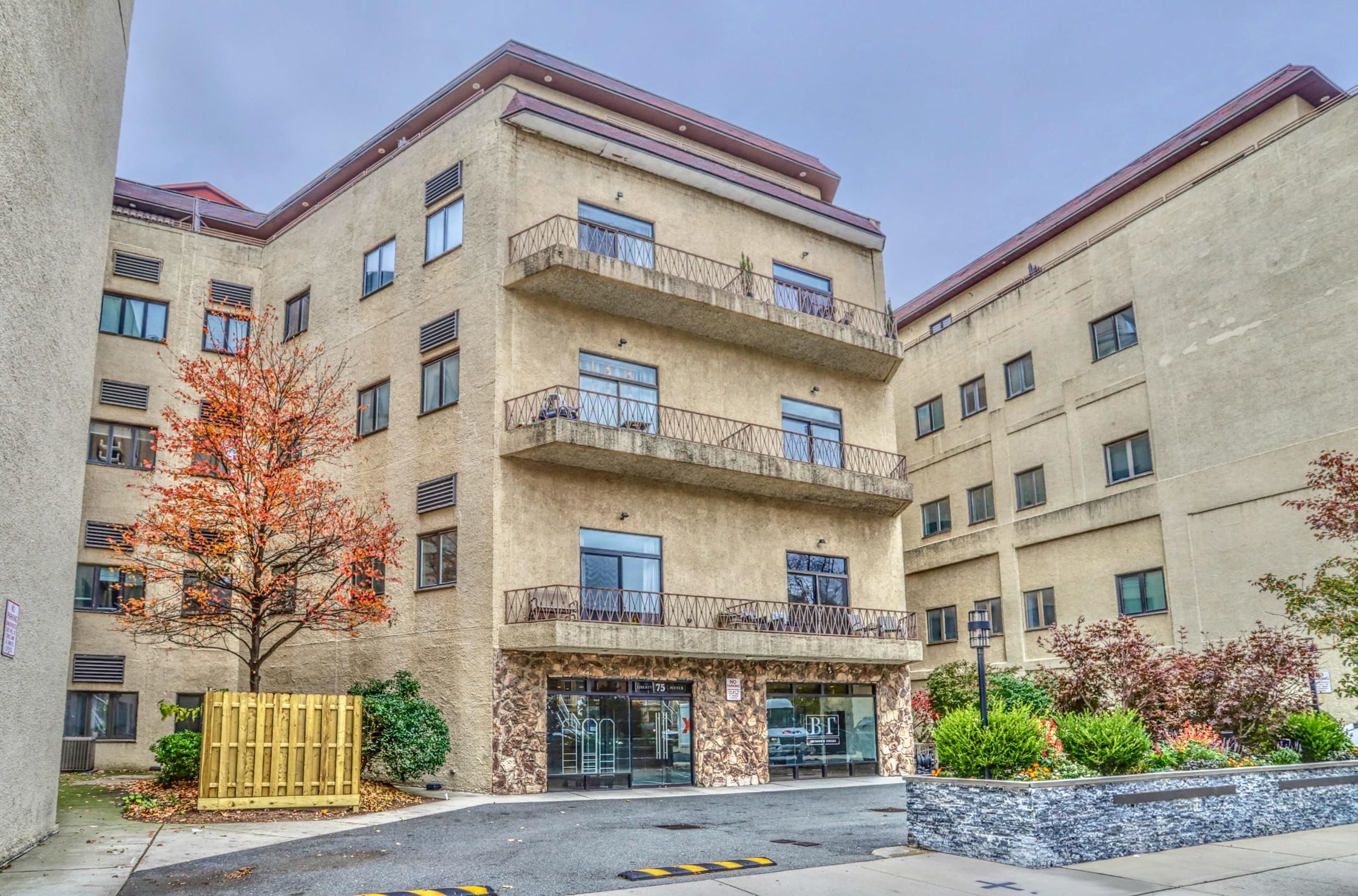 75 LIBERTY AVE Unit: C3