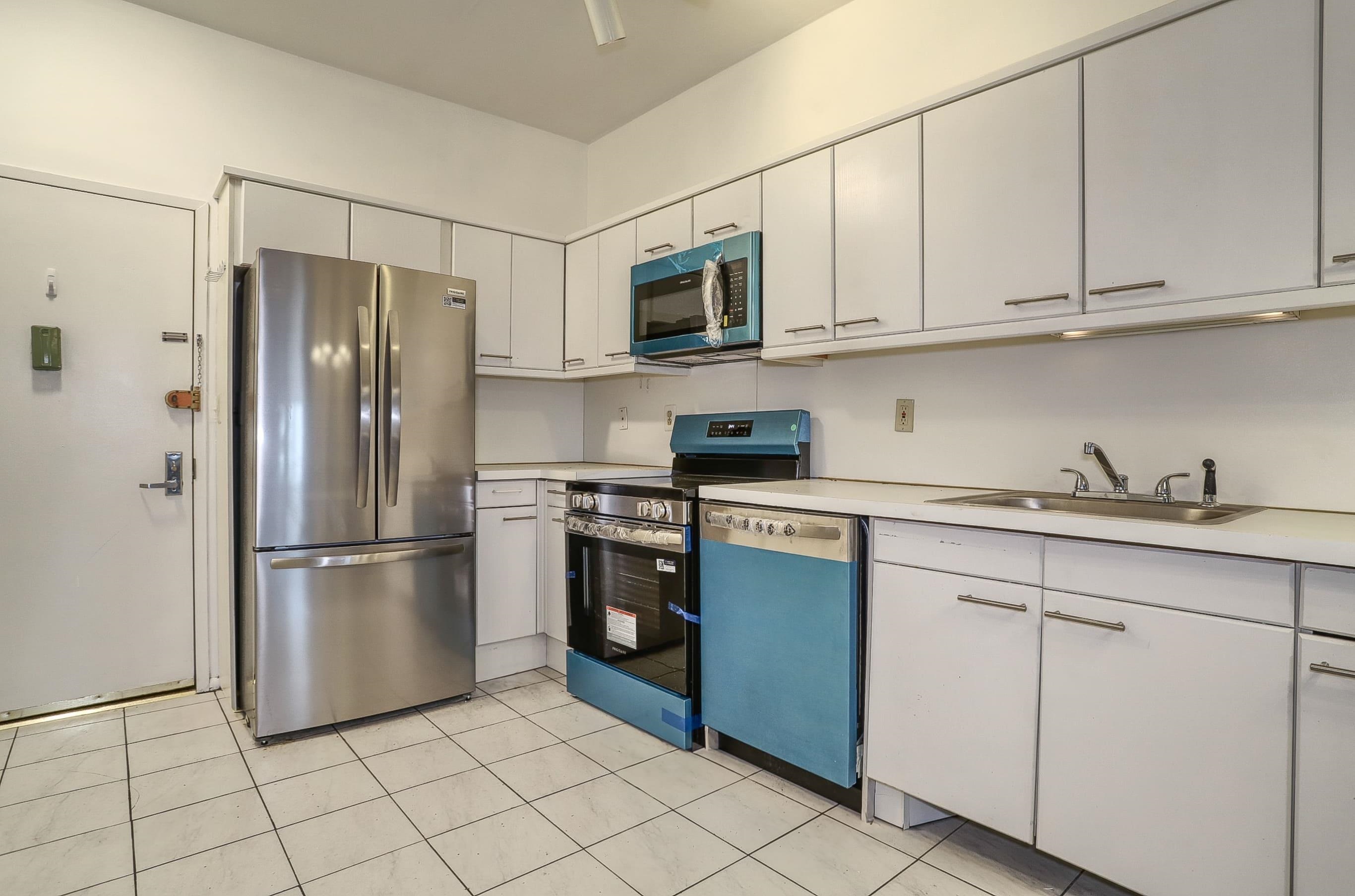 75 LIBERTY AVE Unit: C3