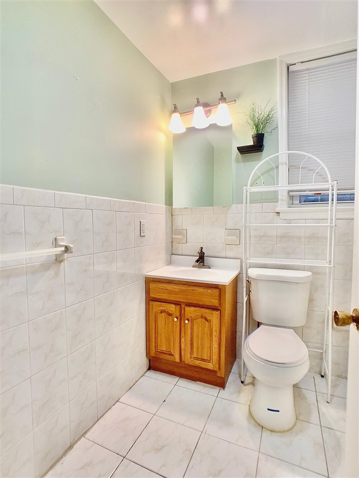 3481 KENNEDY BLVD Unit: 1A