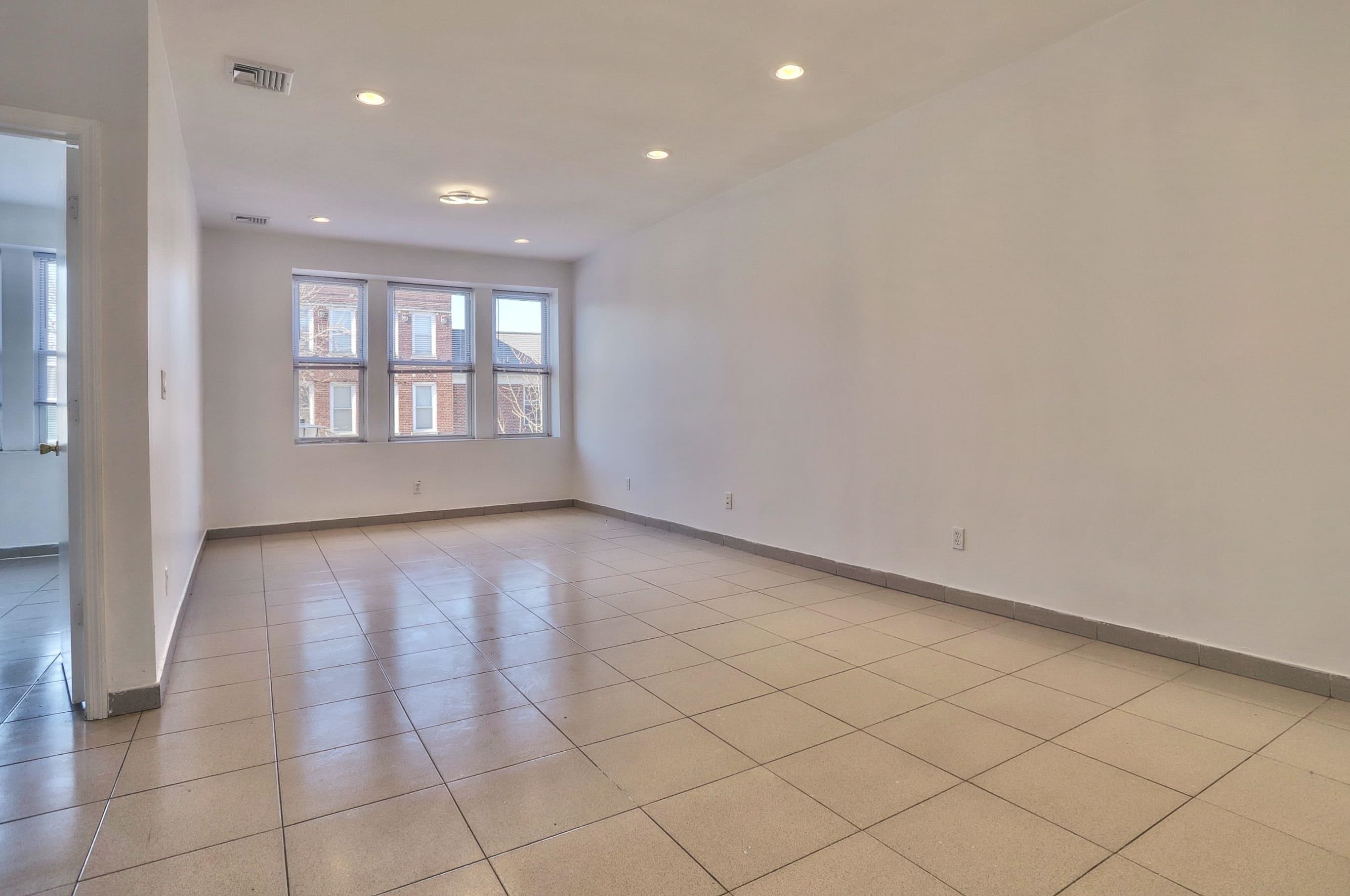 266 CENTRAL AVE Unit: 1