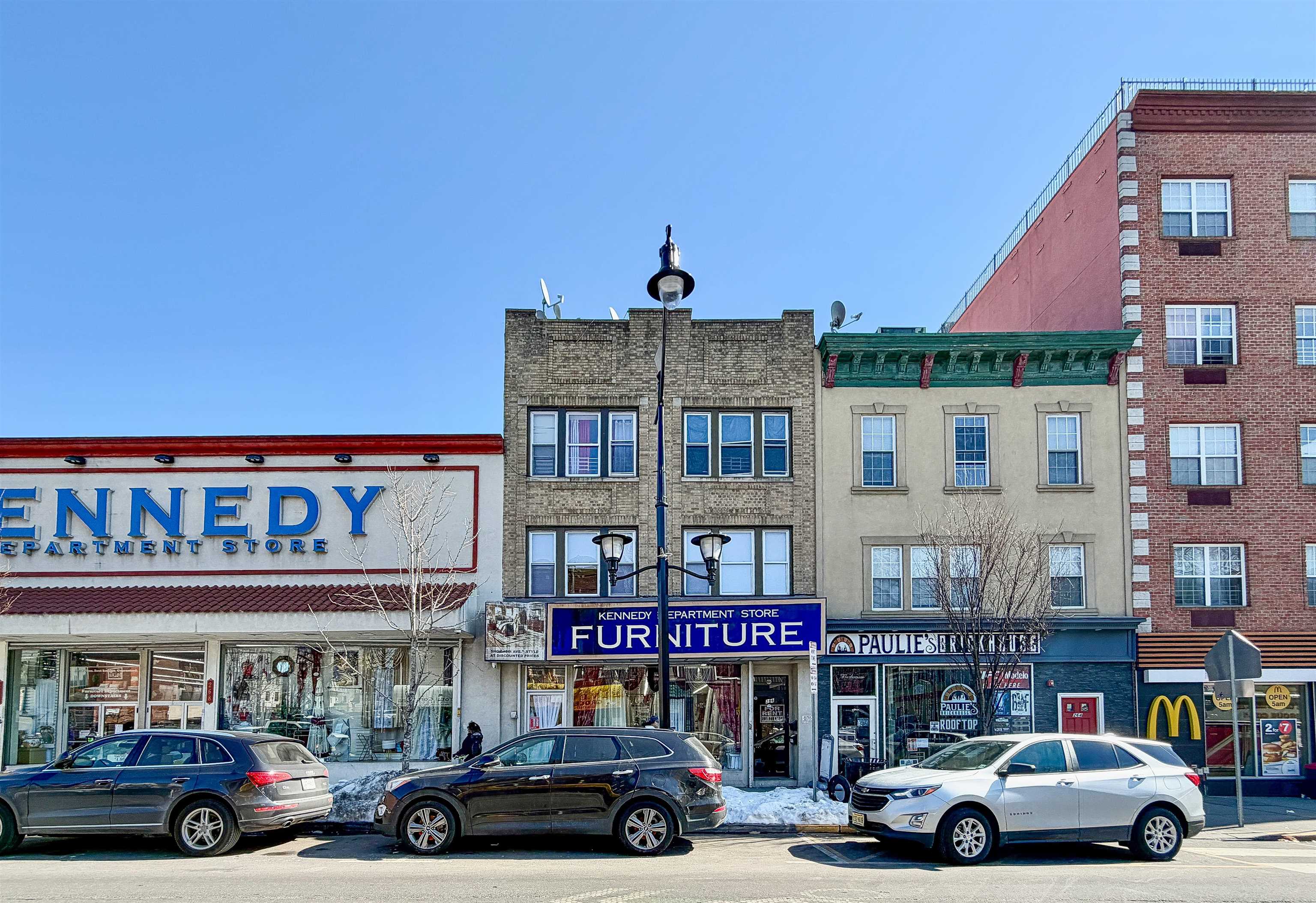266 CENTRAL AVE Unit: 1