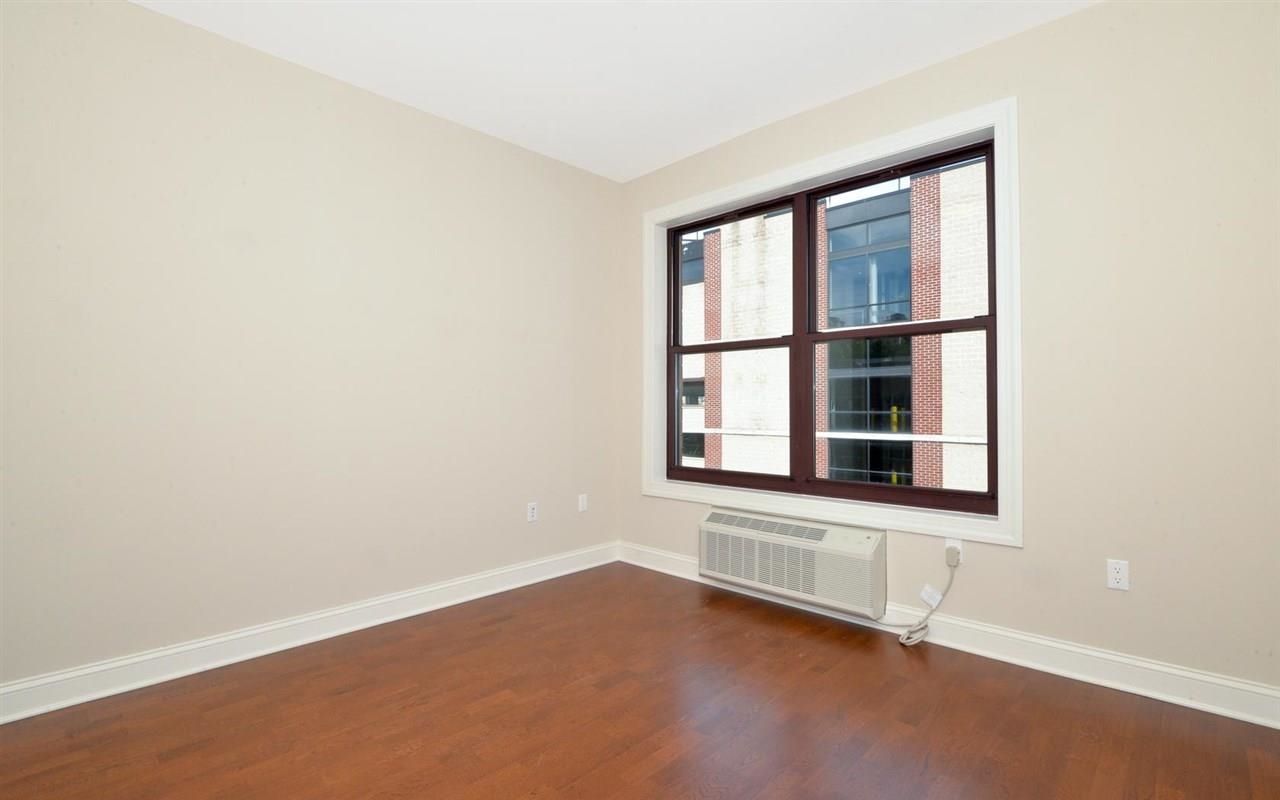 100 MARSHALL ST Unit: 217