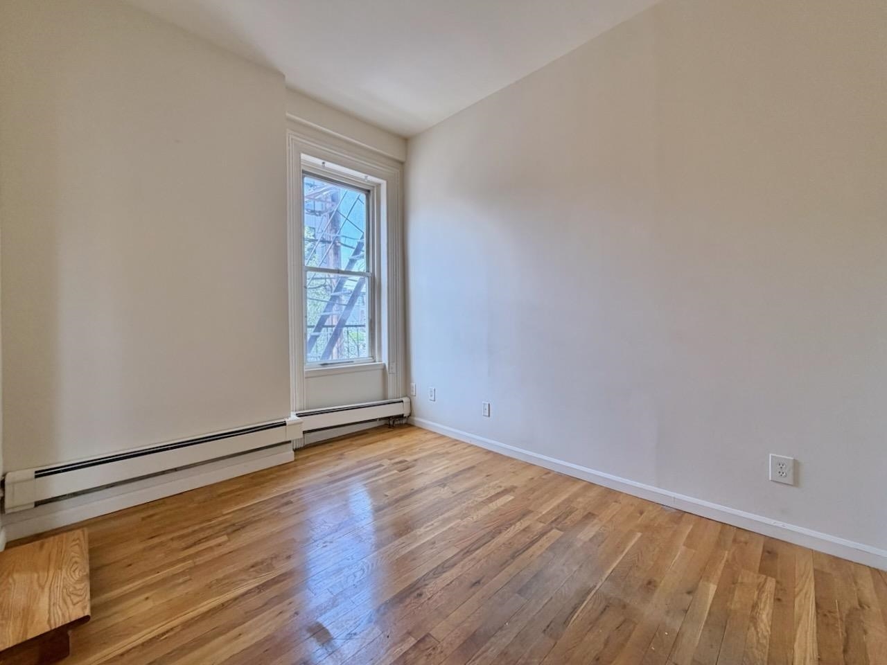 415 1ST ST Unit: 2R