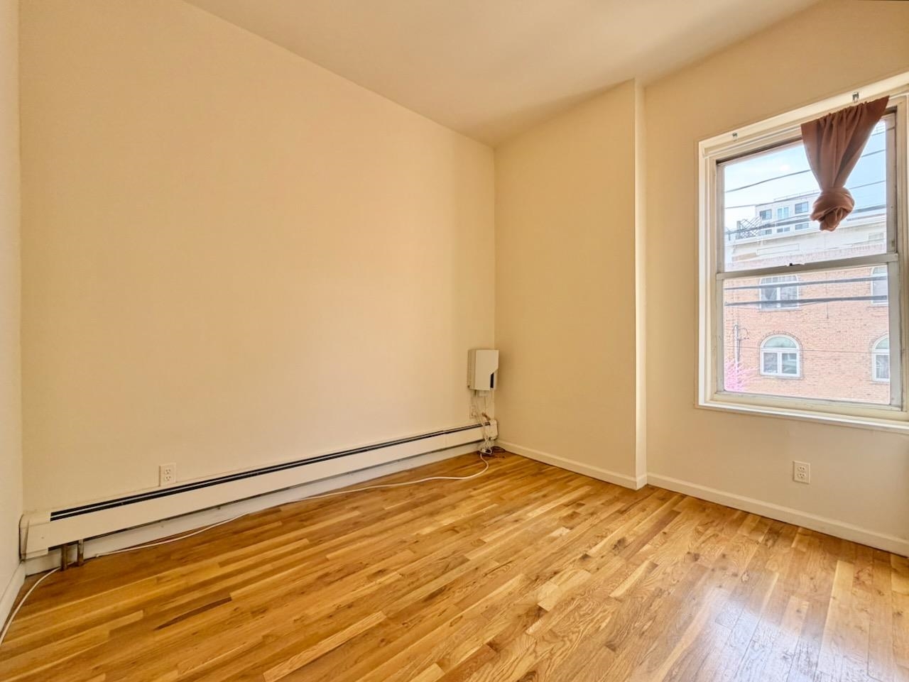 415 1ST ST Unit: 2R