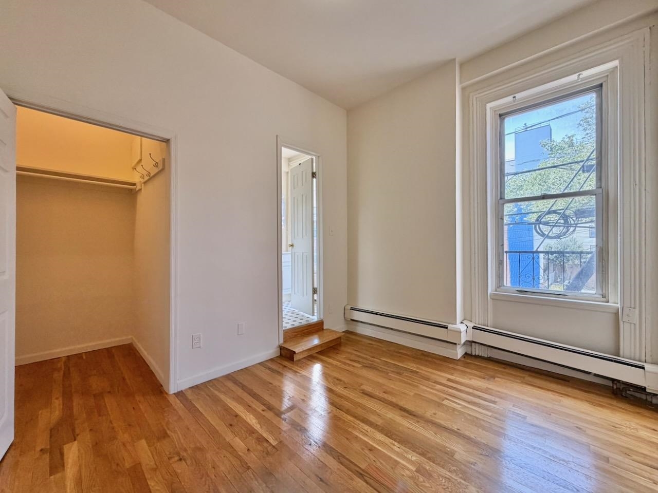 415 1ST ST Unit: 2R