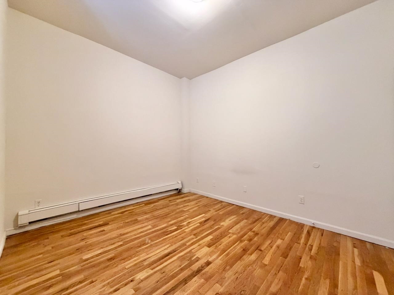415 1ST ST Unit: 2R
