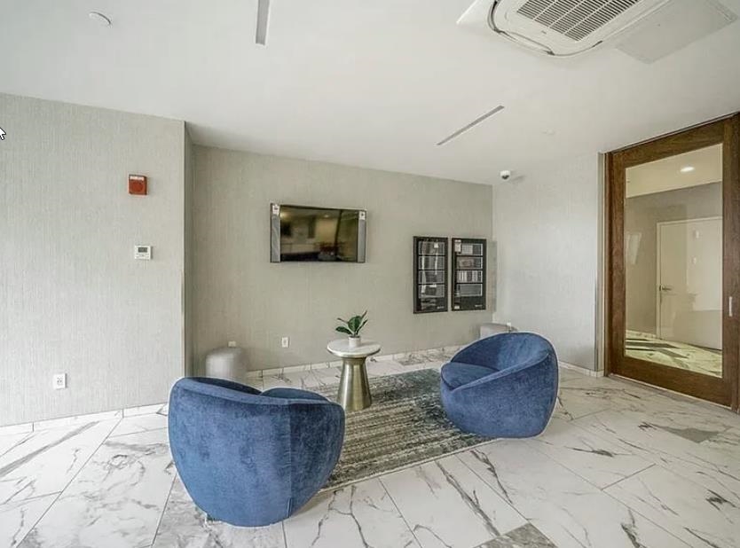 700 1ST ST Unit: 11v