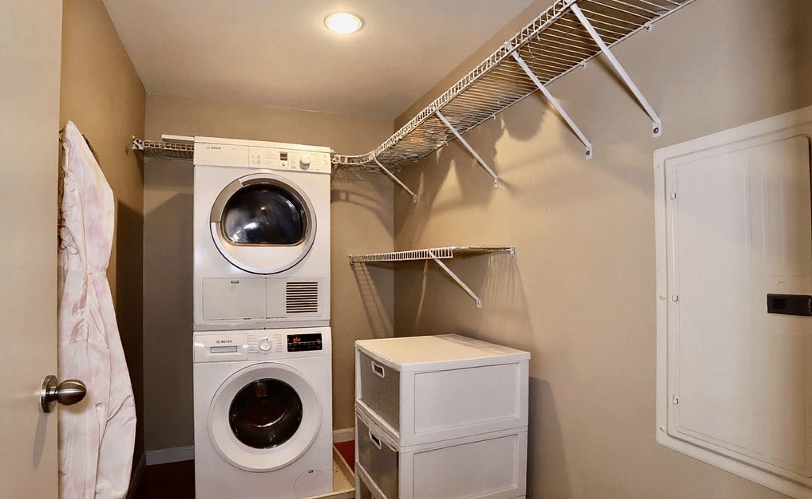 700 GROVE ST Unit: 10L