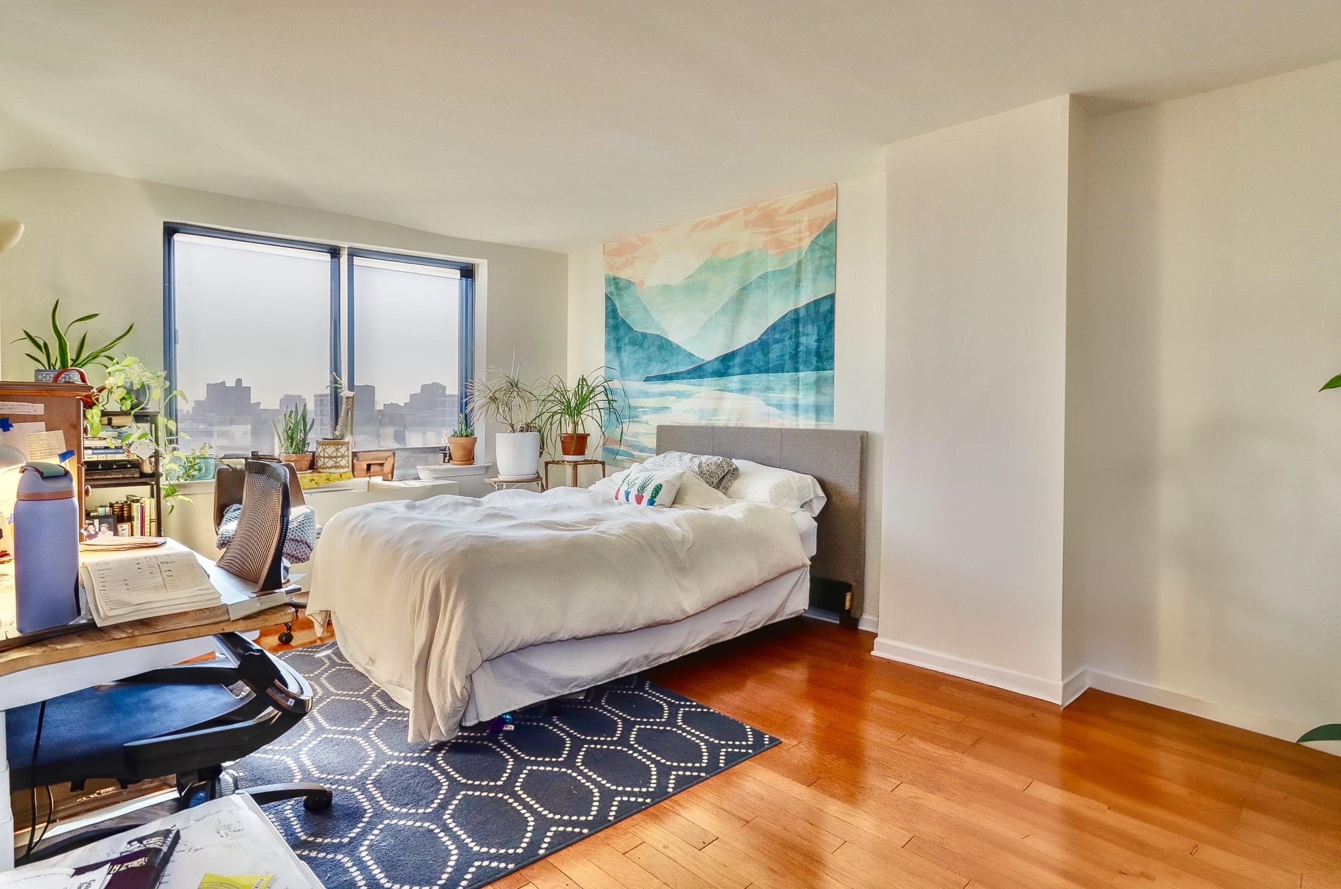 700 GROVE ST Unit: 10L