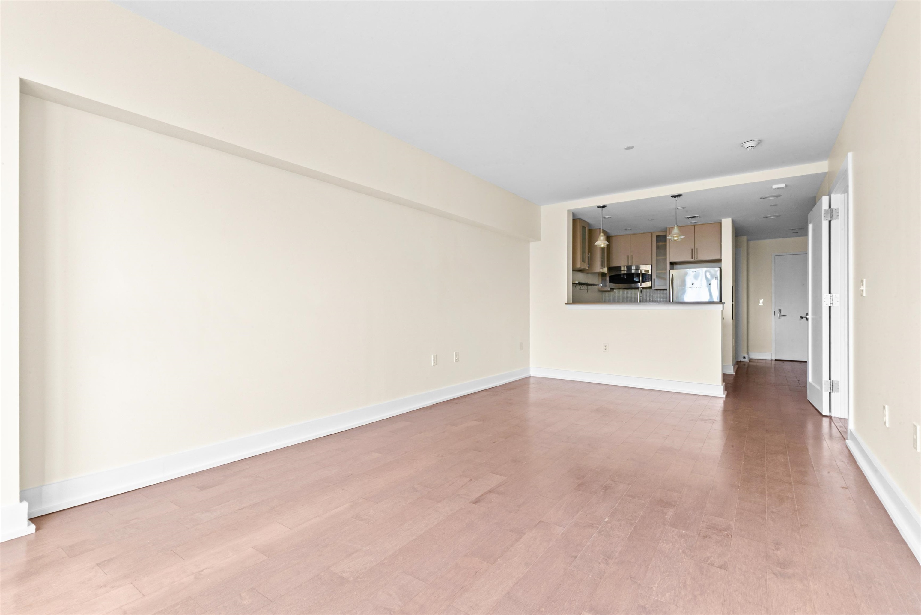 3312 HUDSON AVE Unit: 12F