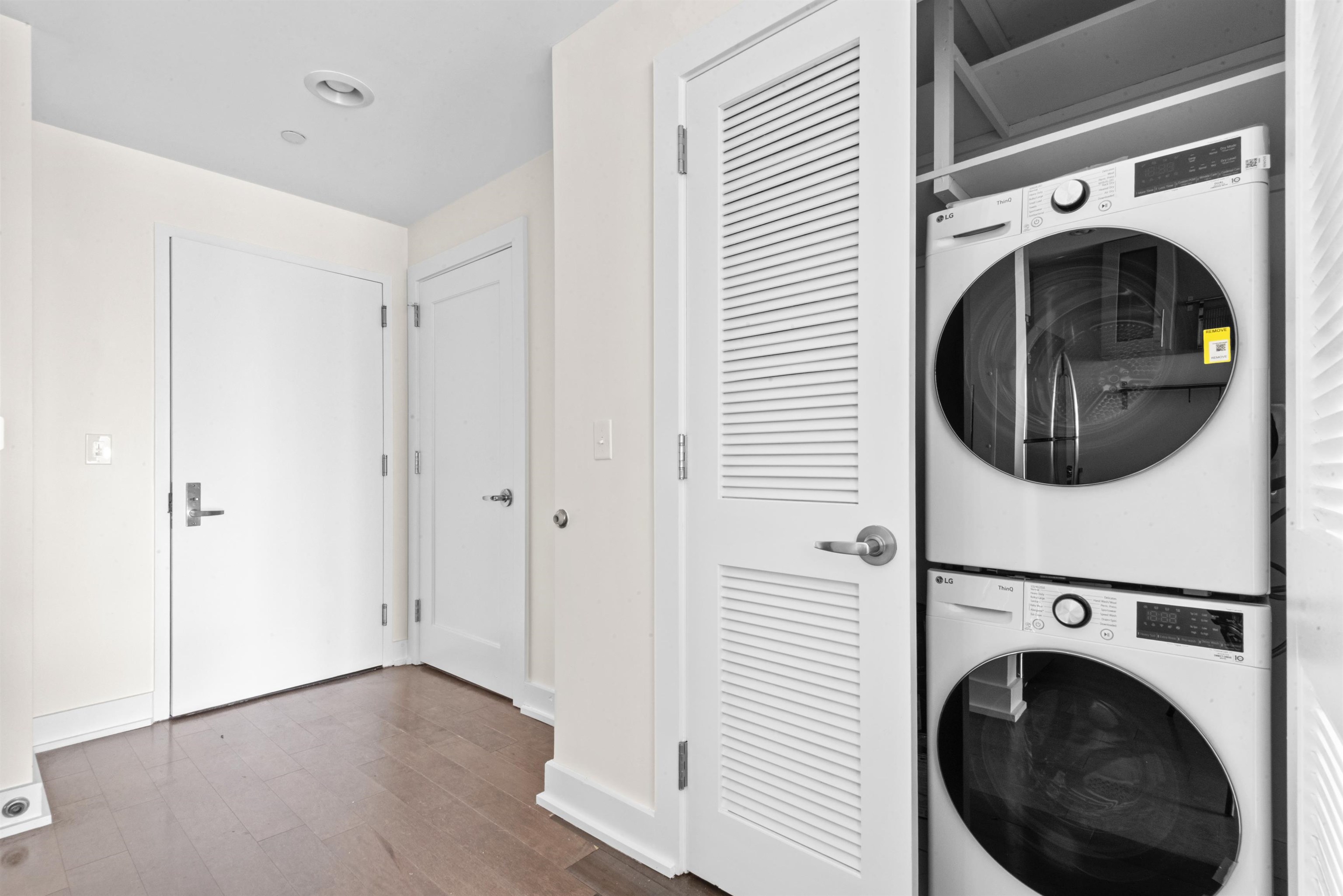 3312 HUDSON AVE Unit: 12F