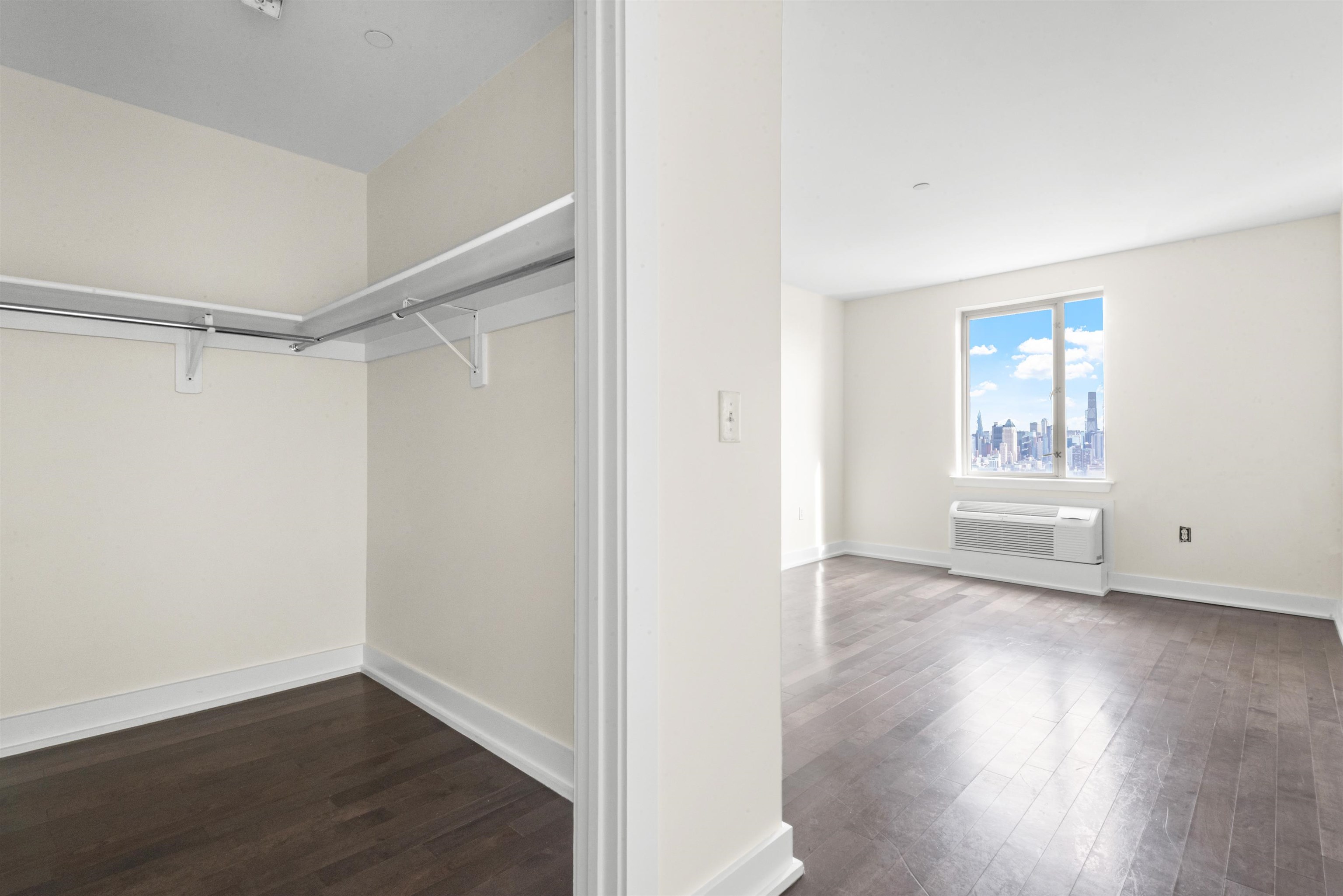 3312 HUDSON AVE Unit: 12F